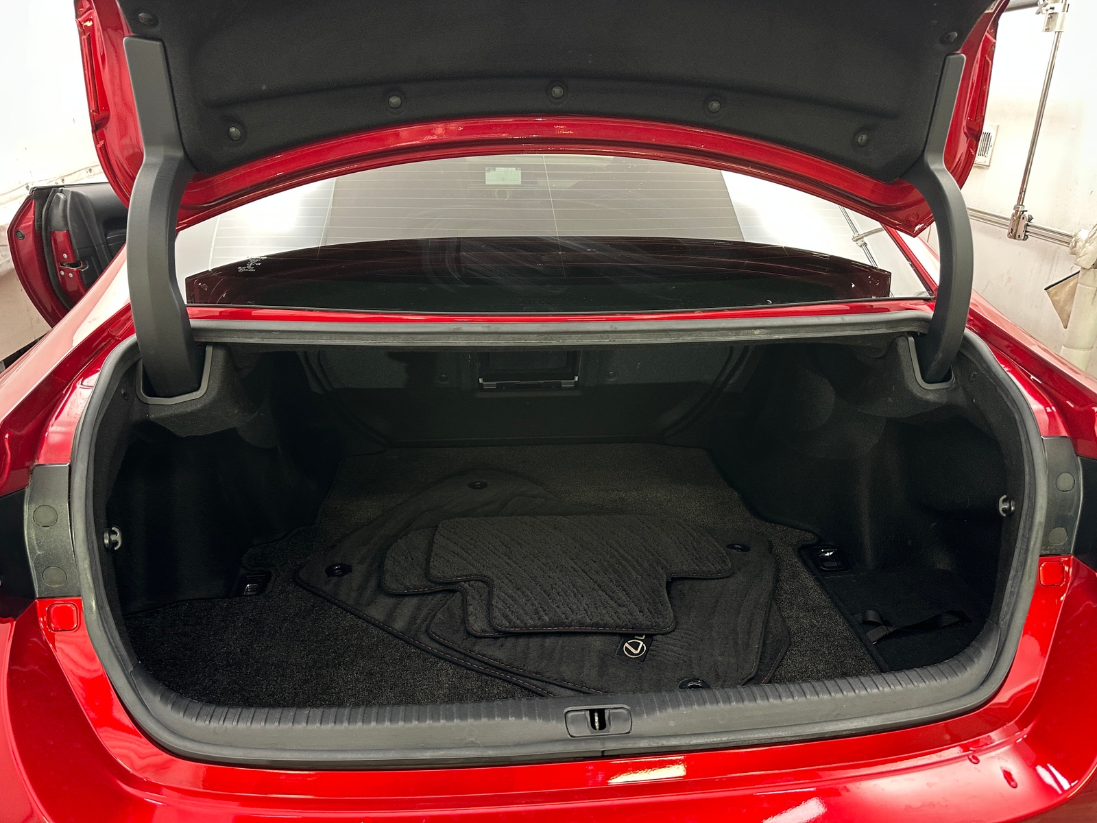 Thumbnail: 2015 Lexus RC - 4