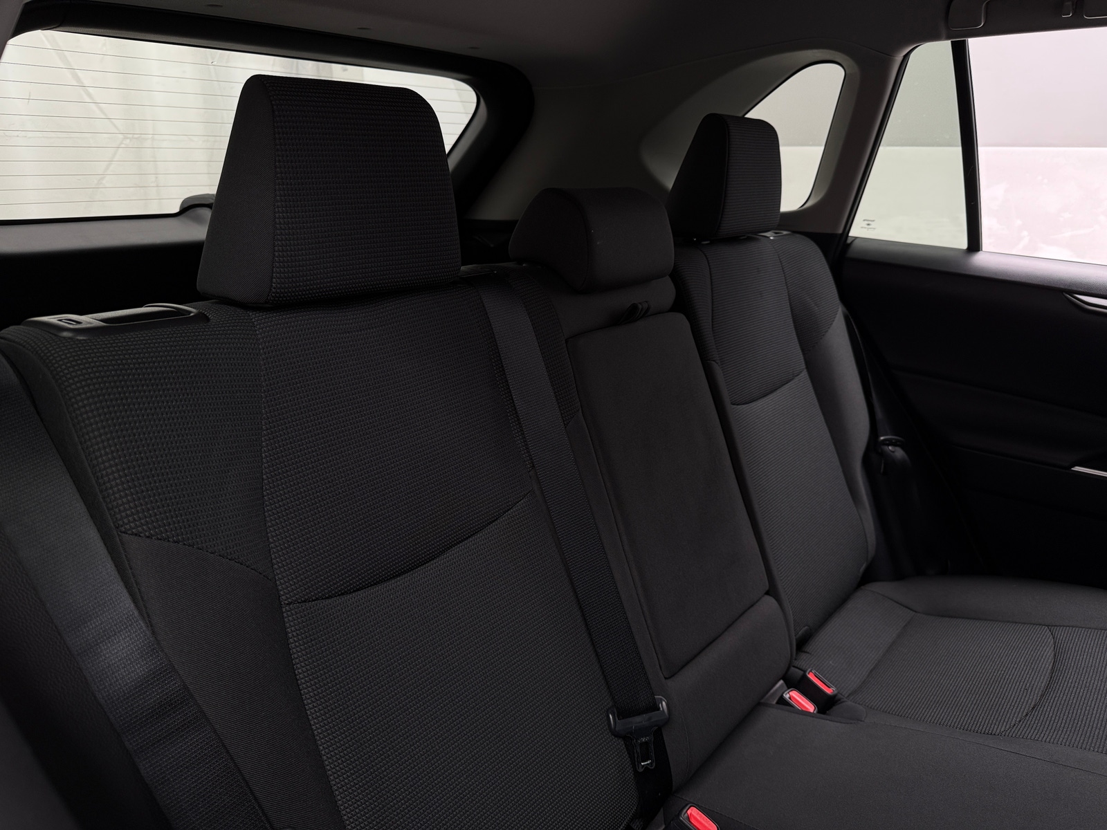 Thumbnail: 2021 Toyota RAV4 - 6