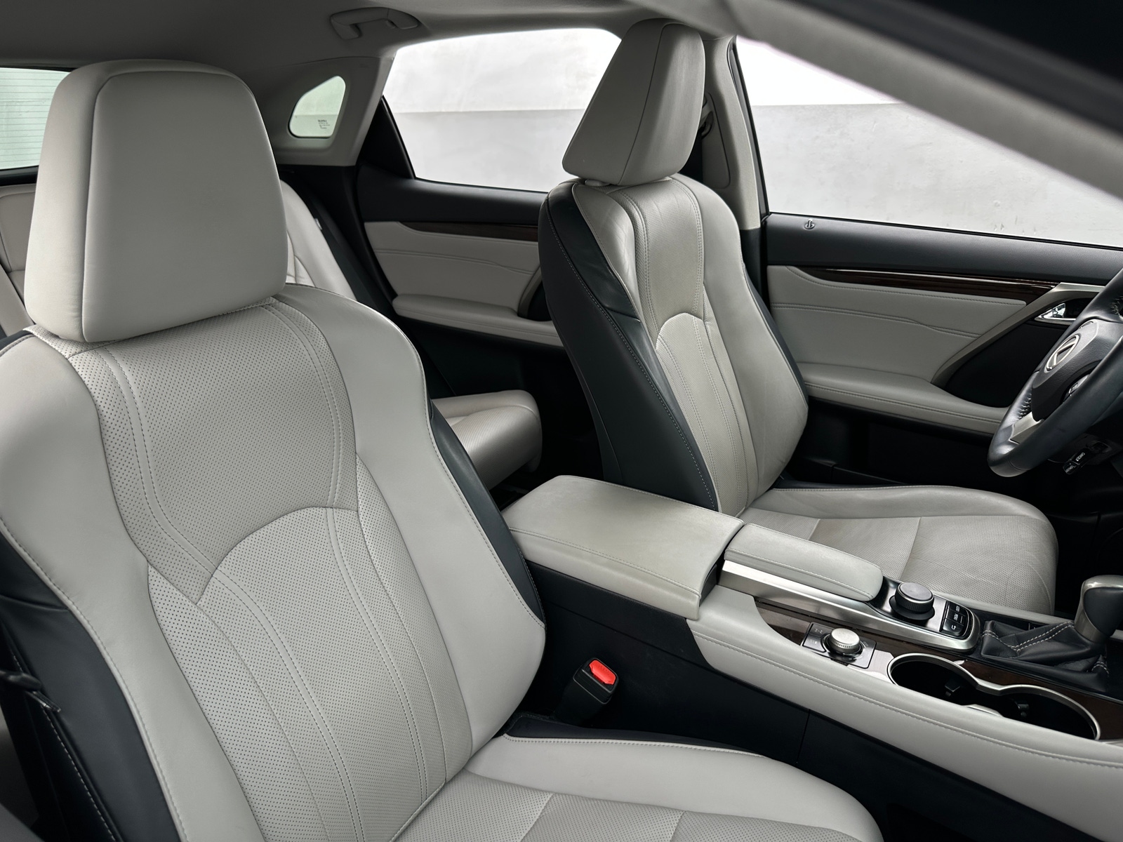 Thumbnail: 2017 Lexus RX - 2