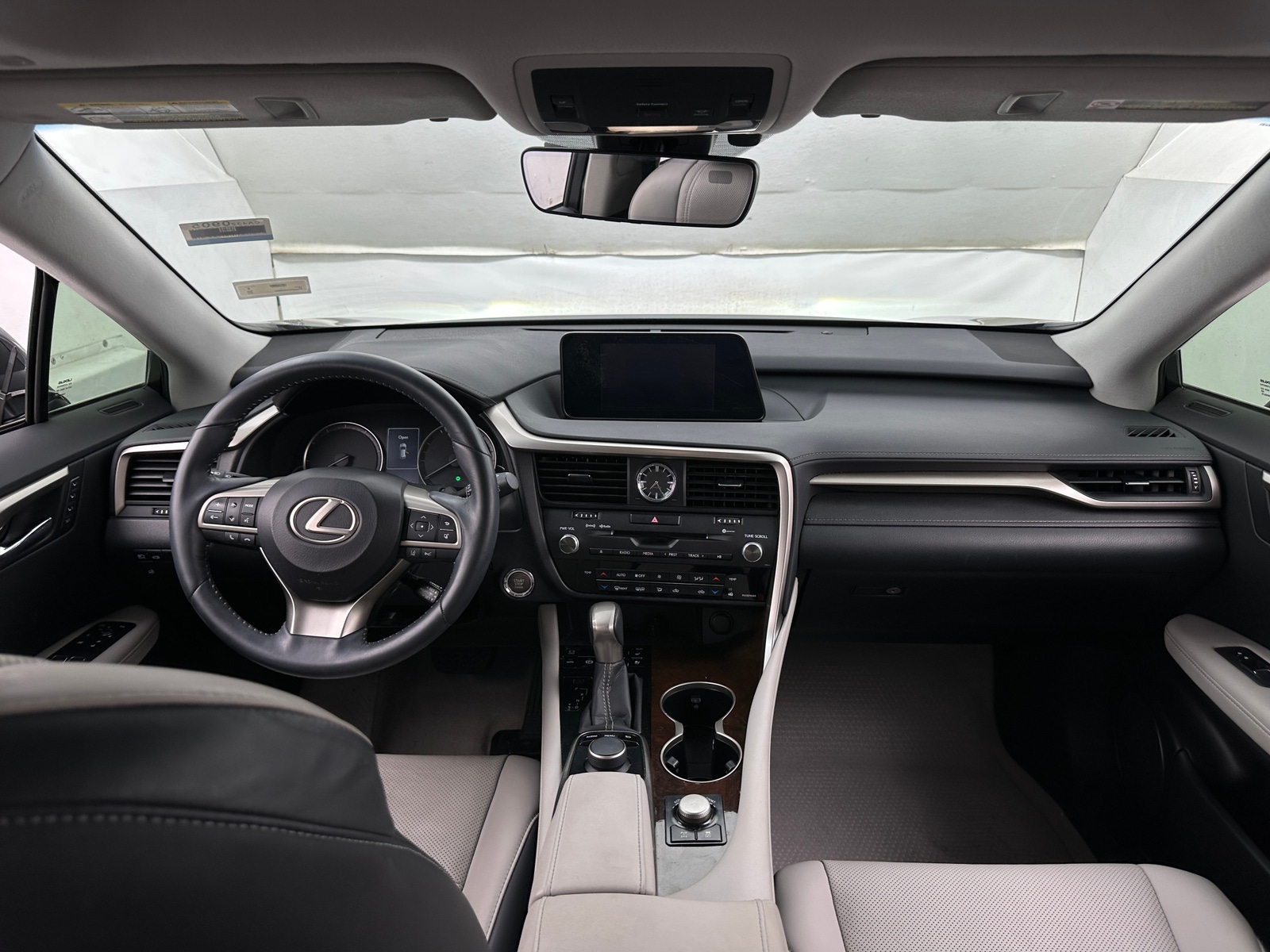 Thumbnail: 2017 Lexus RX - 3