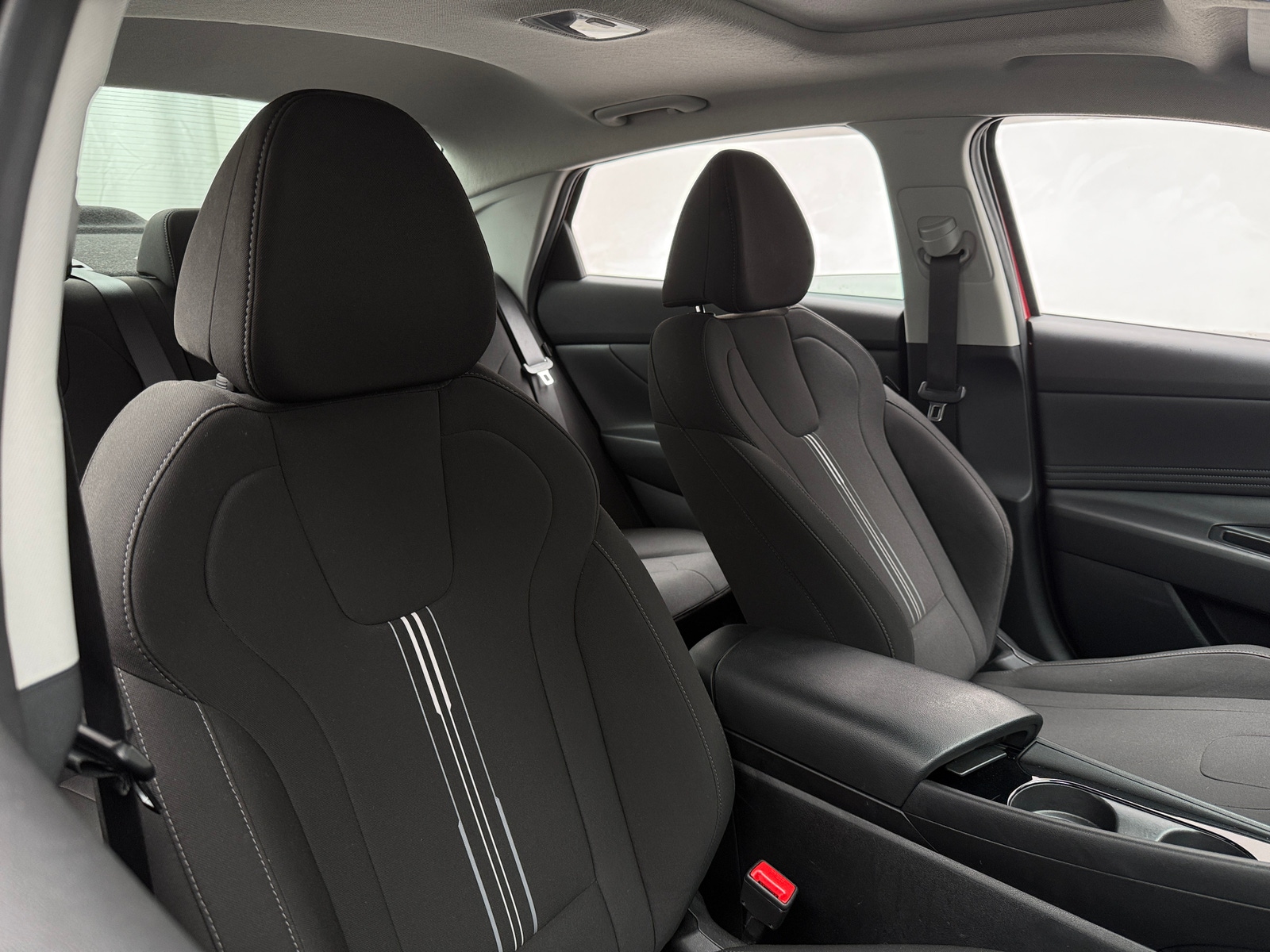 Thumbnail: 2025 Hyundai Elantra - 2