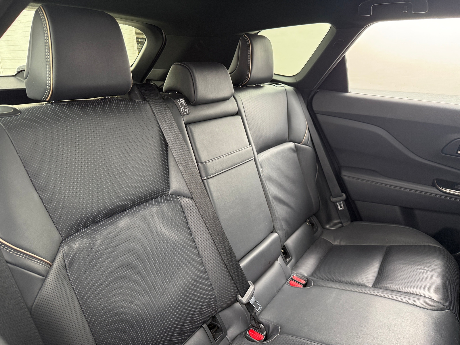 Thumbnail: 2025 Toyota Crown Signia - 5