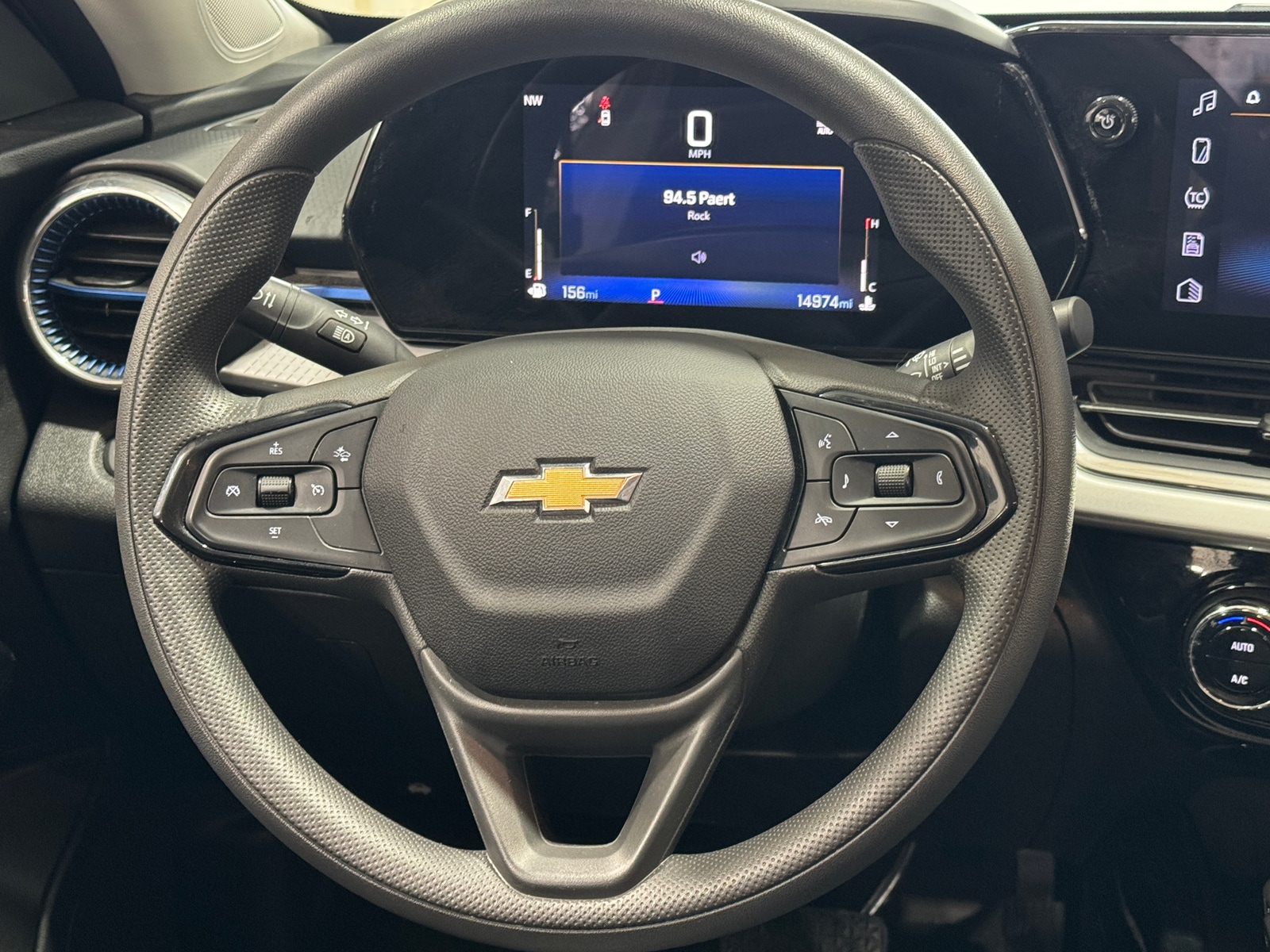 Thumbnail: 2025 Chevrolet Trax - 5