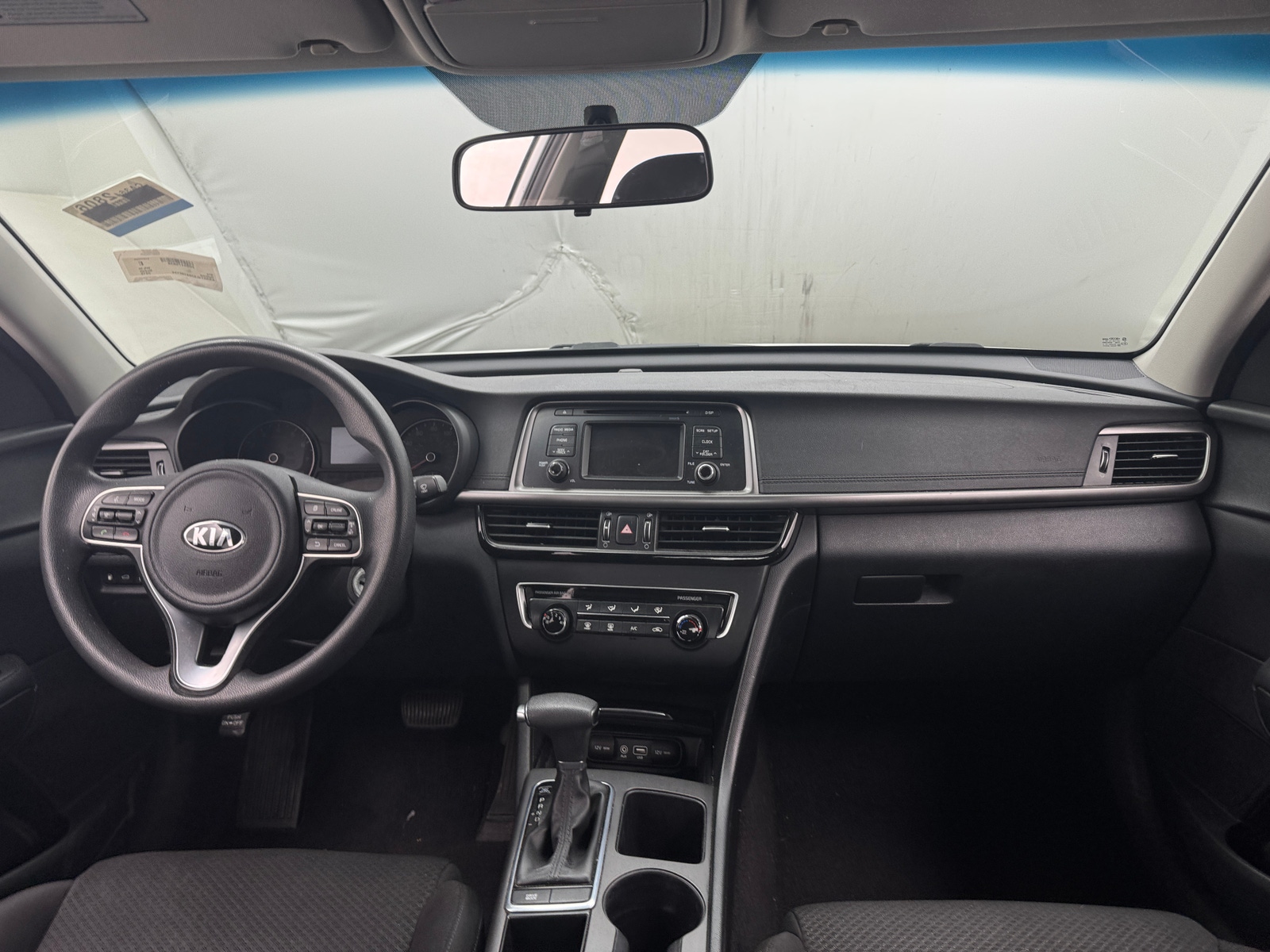 Thumbnail: 2016 Kia Optima - 3