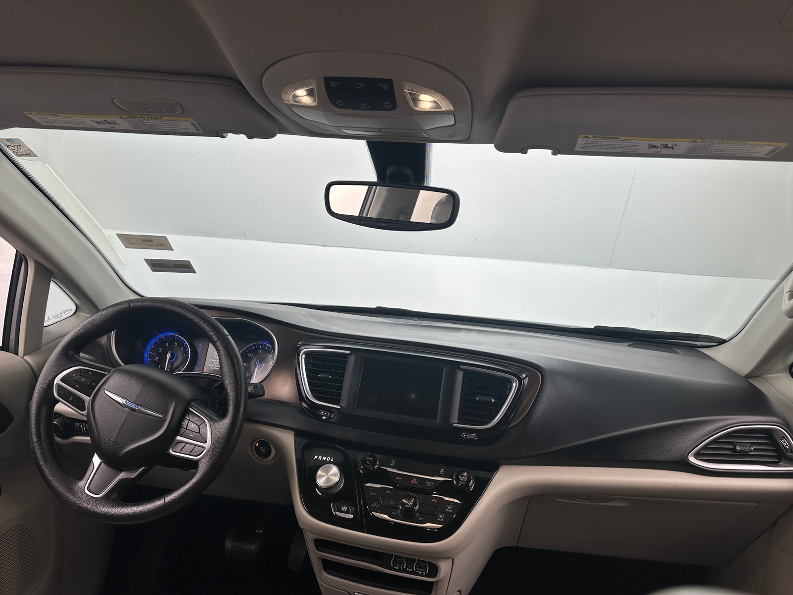 Thumbnail: 2021 Chrysler Voyager - 2