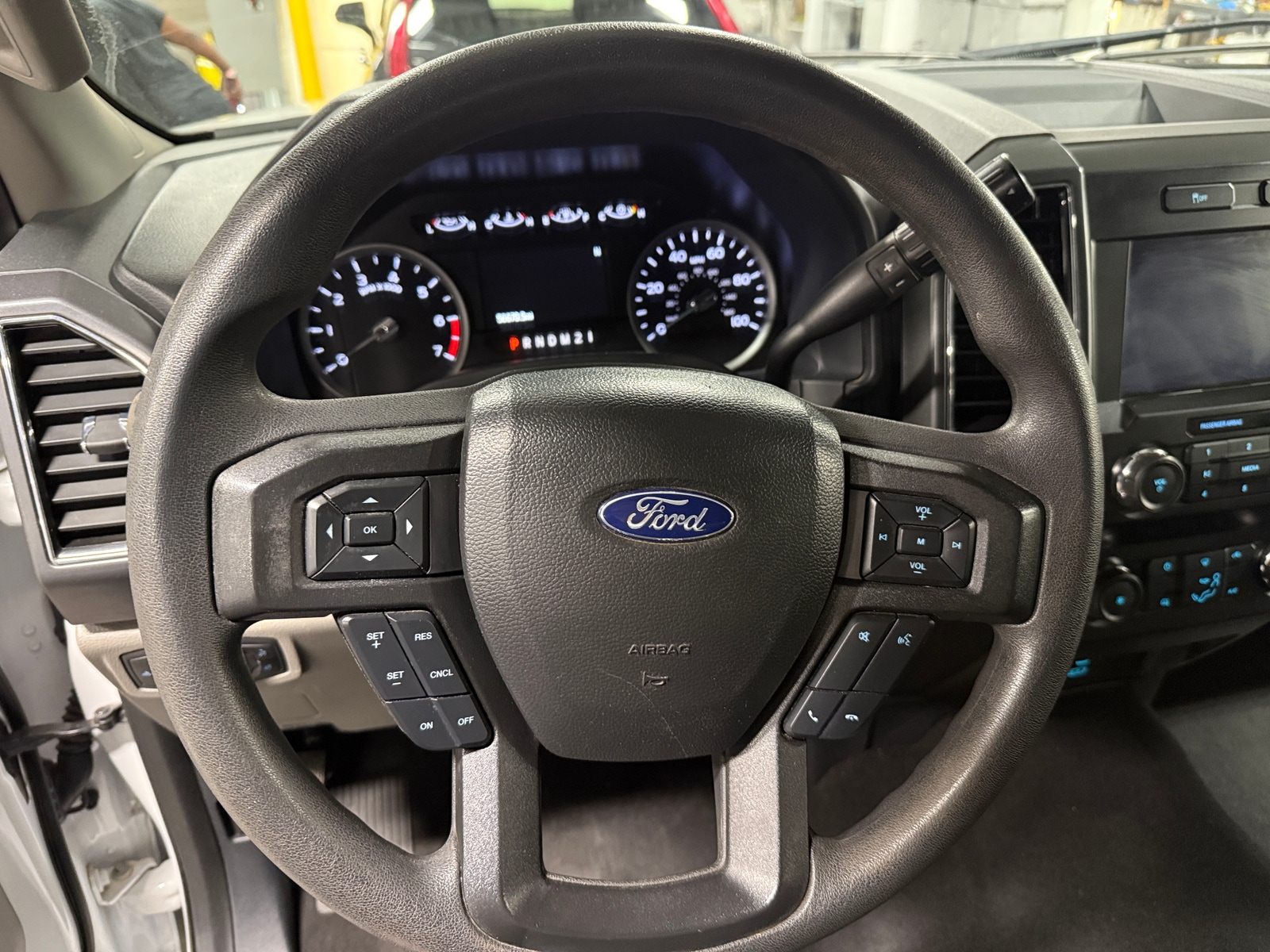 Thumbnail: 2022 Ford Econoline - 5