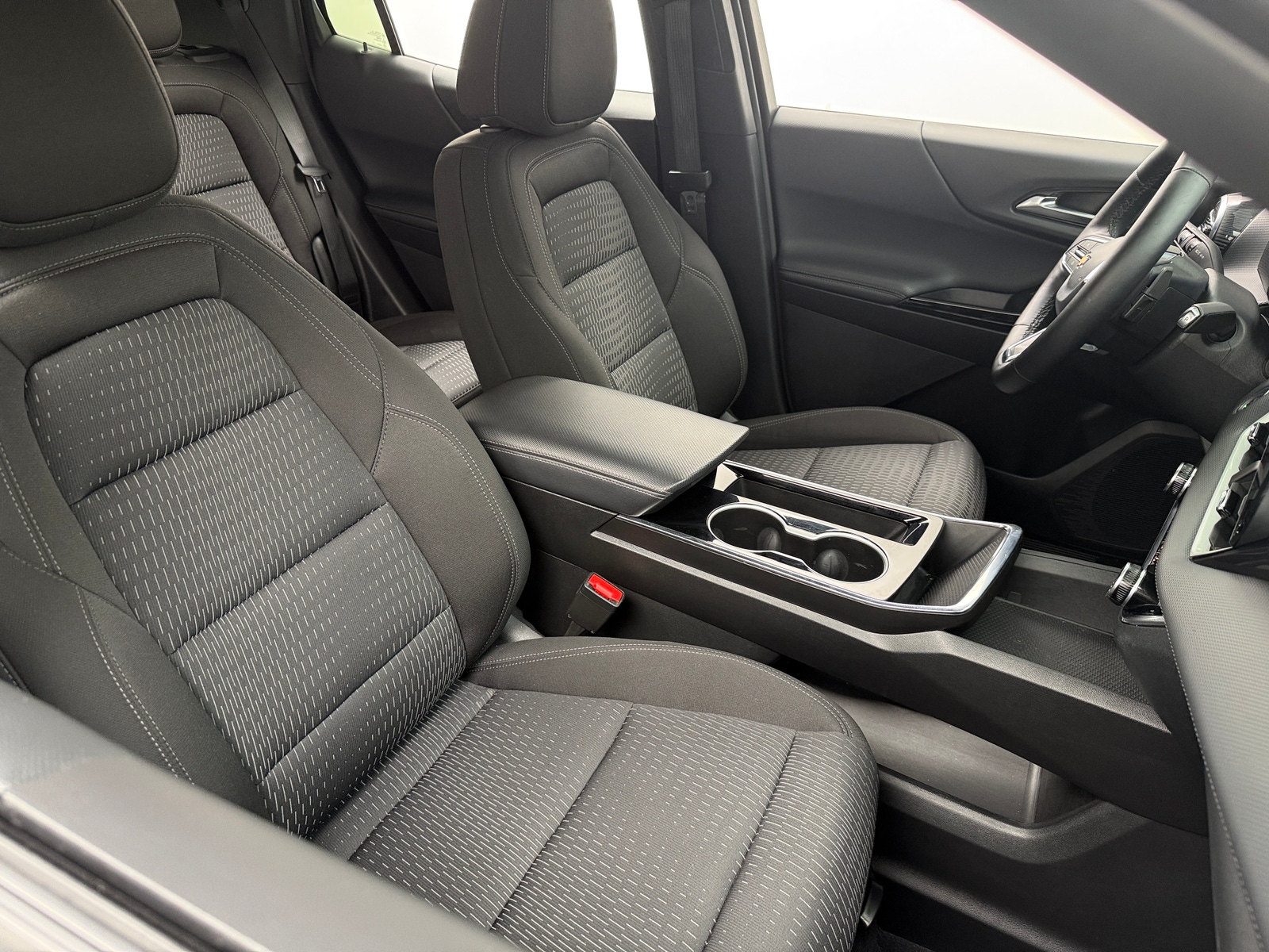 Thumbnail: 2025 Chevrolet Equinox - 2