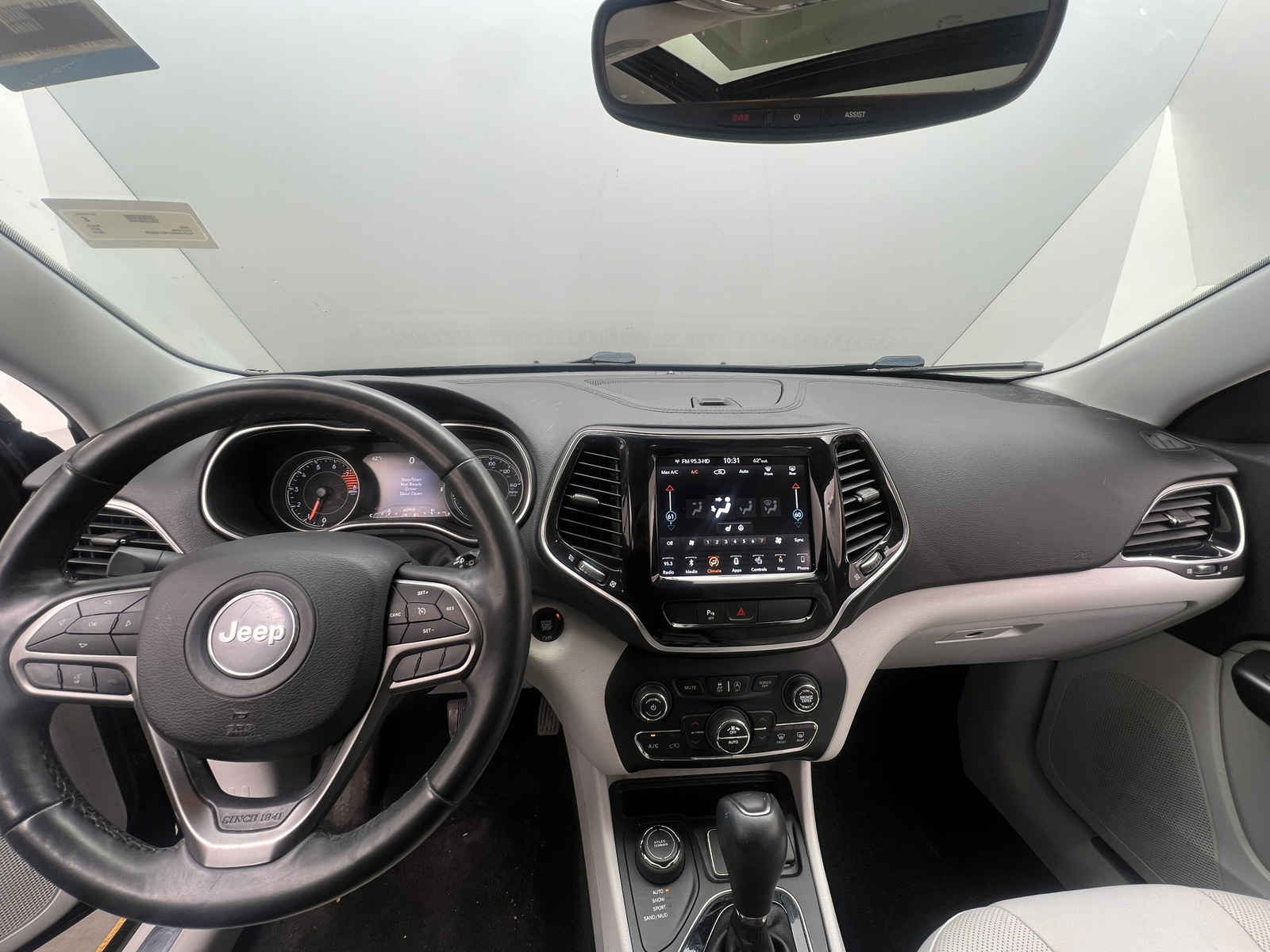 Thumbnail: 2019 Jeep Cherokee - 2