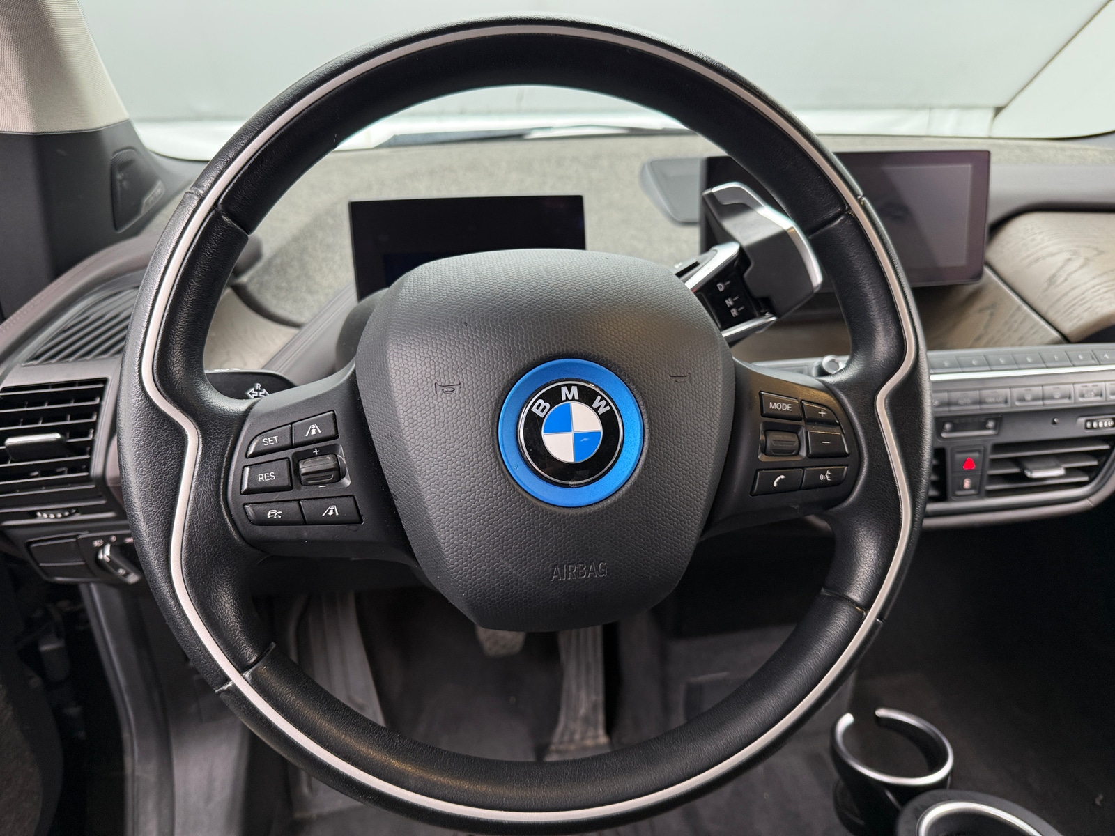 Thumbnail: 2018 BMW i3 - 4