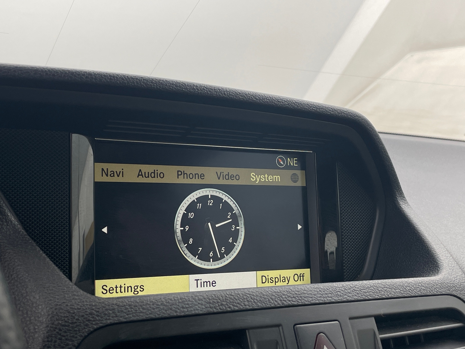 Thumbnail: 2012 Mercedes-Benz E-Class - 3