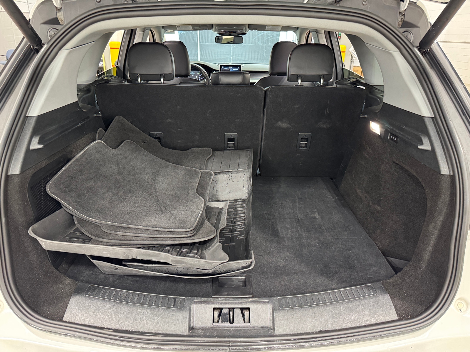 Thumbnail: 2021 Lincoln Corsair - 6