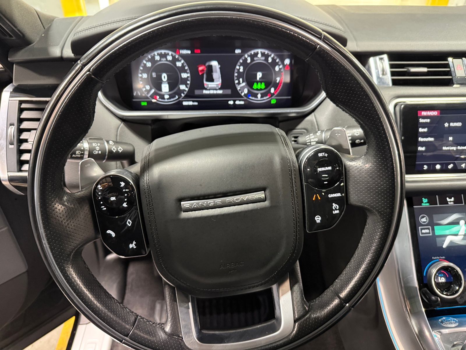 Thumbnail: 2022 Land Rover Range Rover Sport - 4