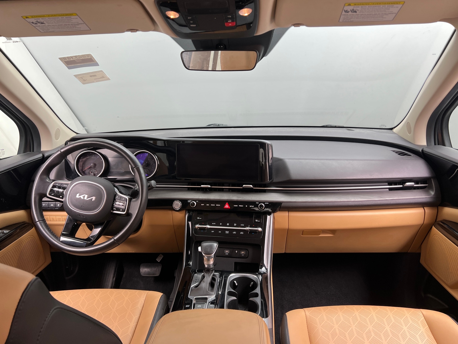 Thumbnail: 2023 Kia Carnival - 2