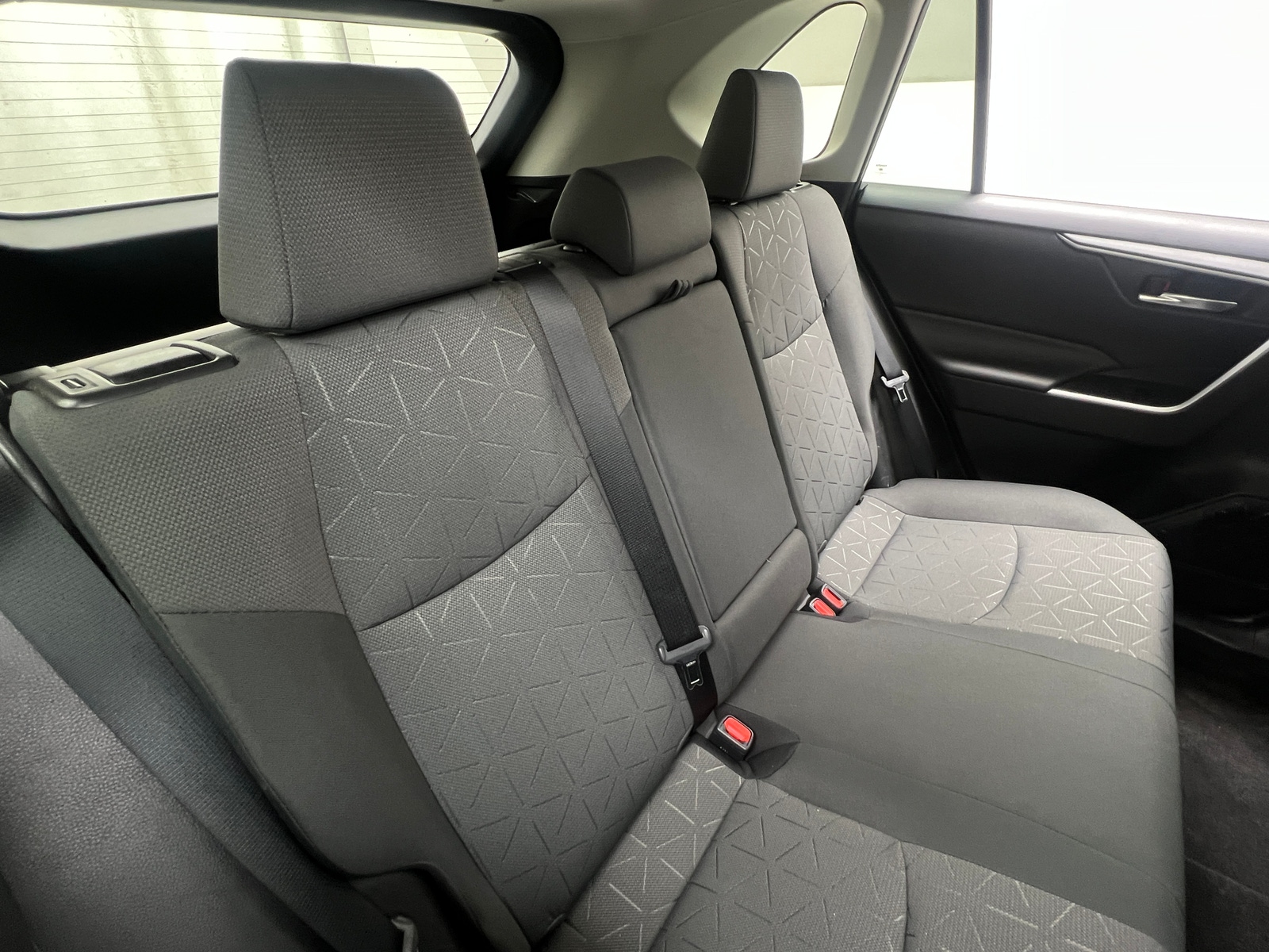 Thumbnail: 2021 Toyota RAV4 - 6