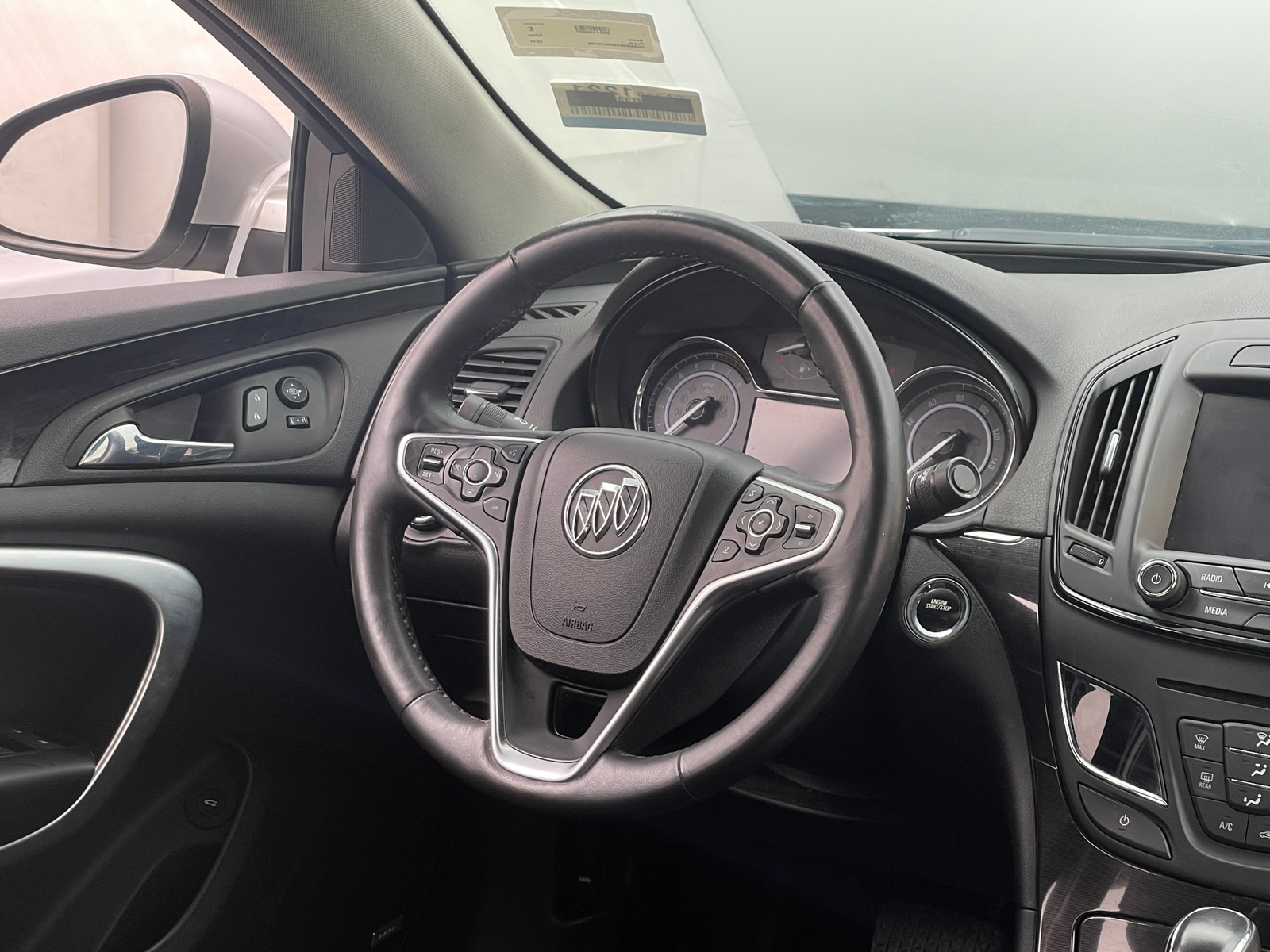 Thumbnail: 2017 Buick Regal - 4