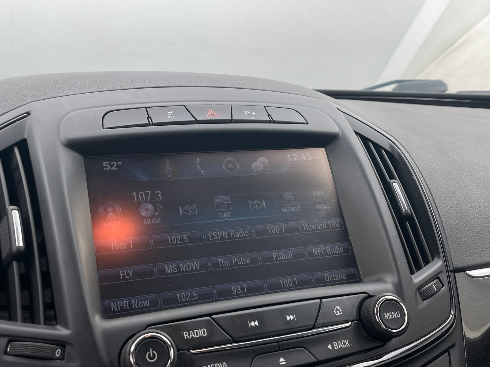 Thumbnail: 2017 Buick Regal - 3