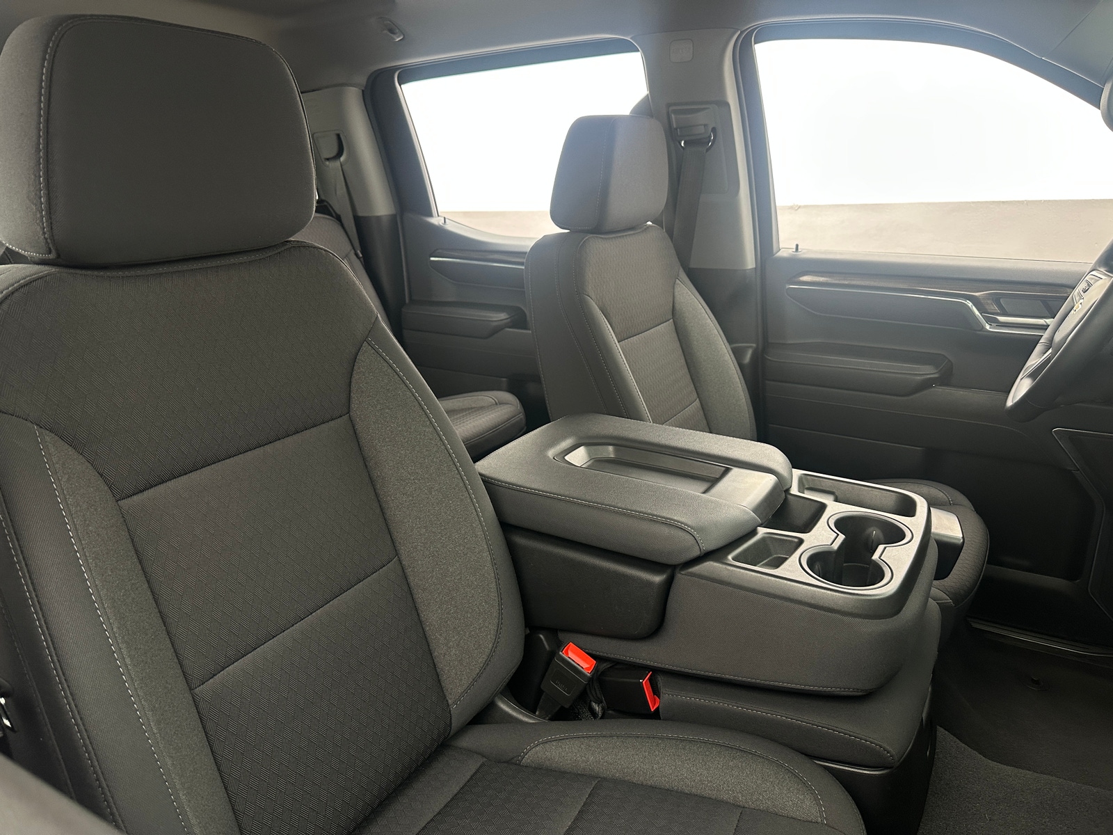 Thumbnail: 2024 Chevrolet Silverado 1500 - 2