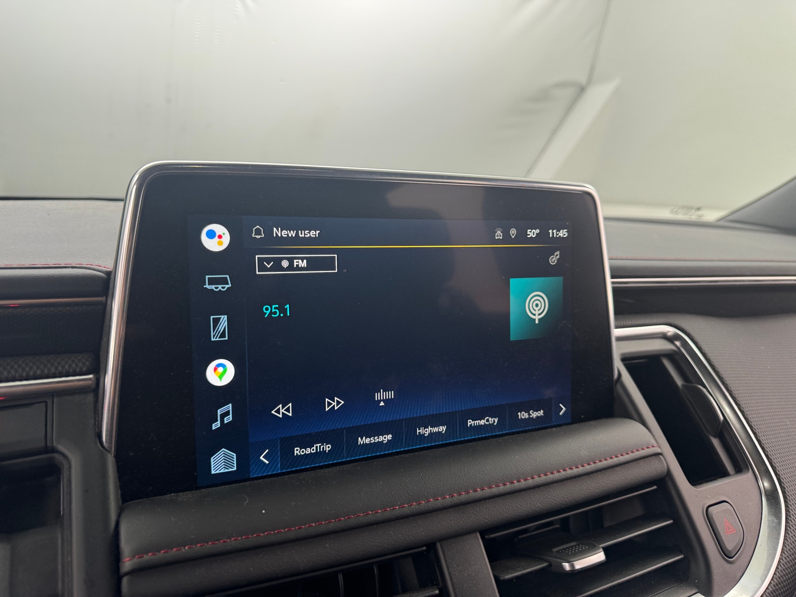 Thumbnail: 2022 Chevrolet Suburban - 3