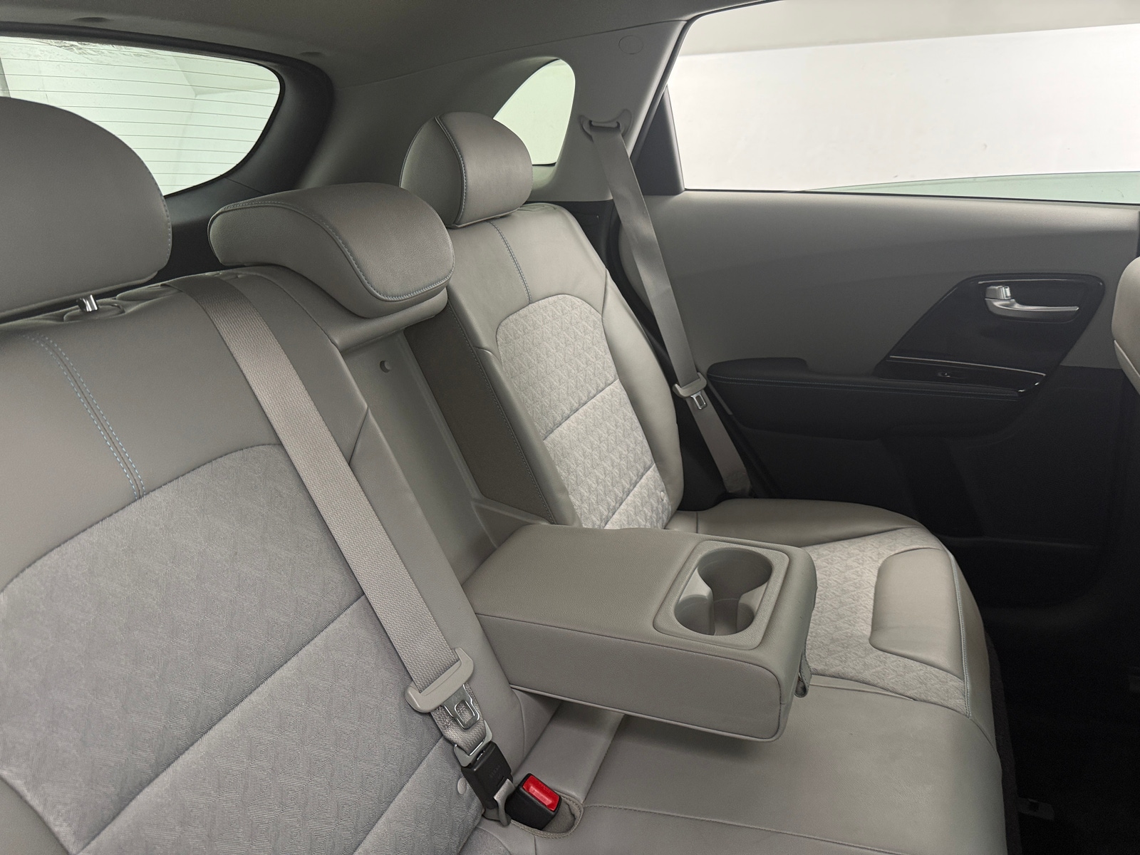 Thumbnail: 2019 Kia Niro - 5