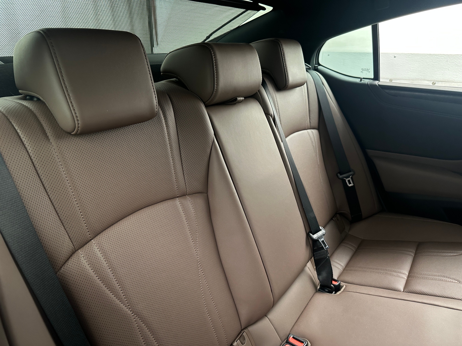 Thumbnail: 2024 Lexus ES - 5