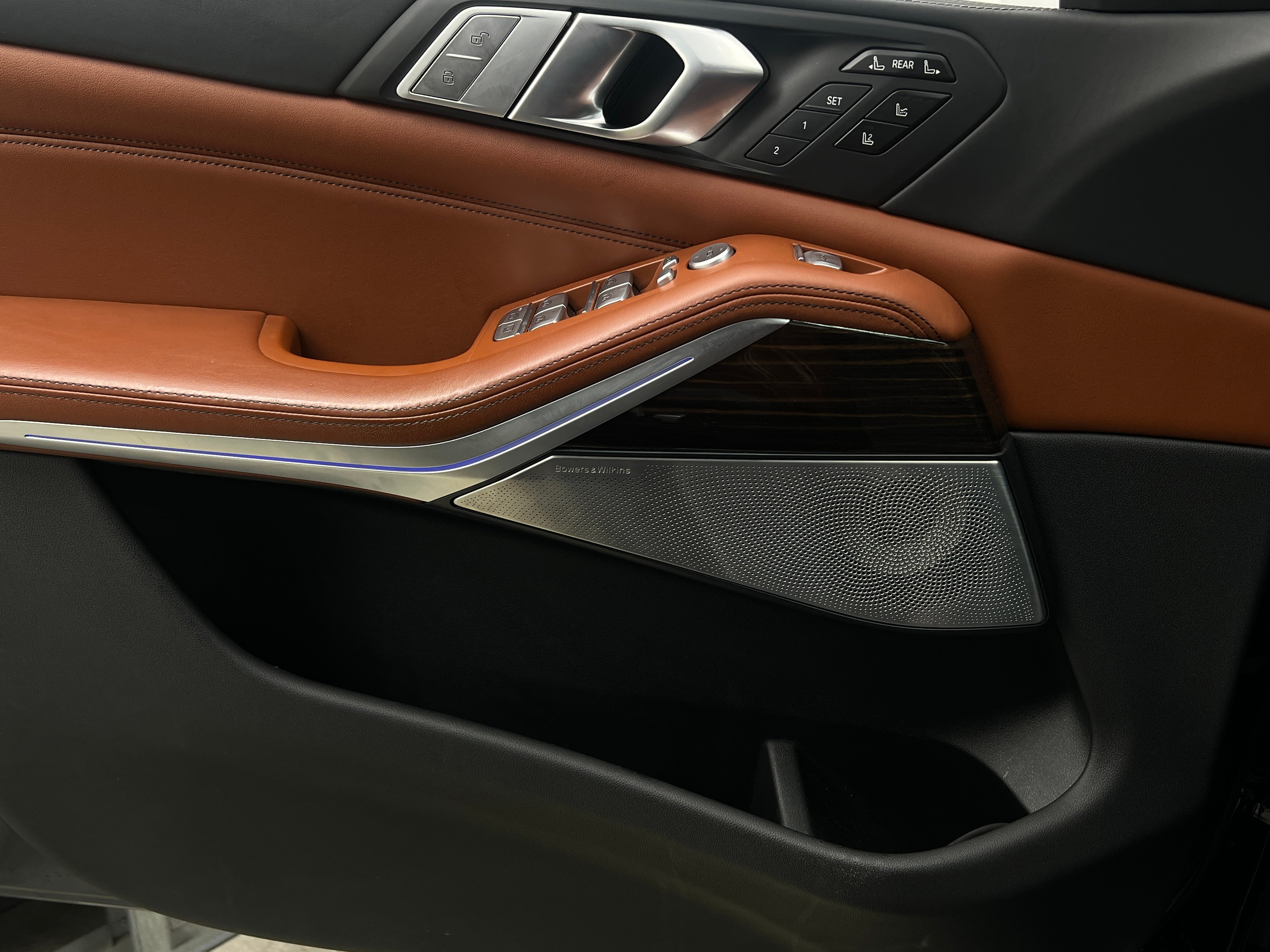 2020 BMW X7