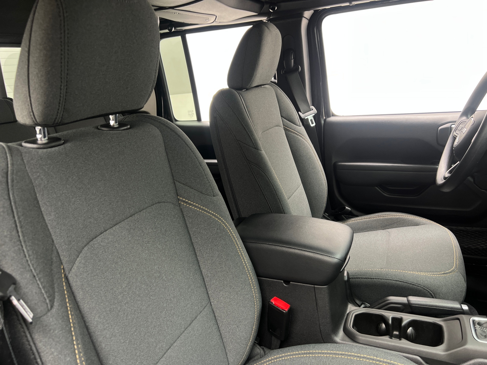 Thumbnail: 2024 Jeep Gladiator - 2