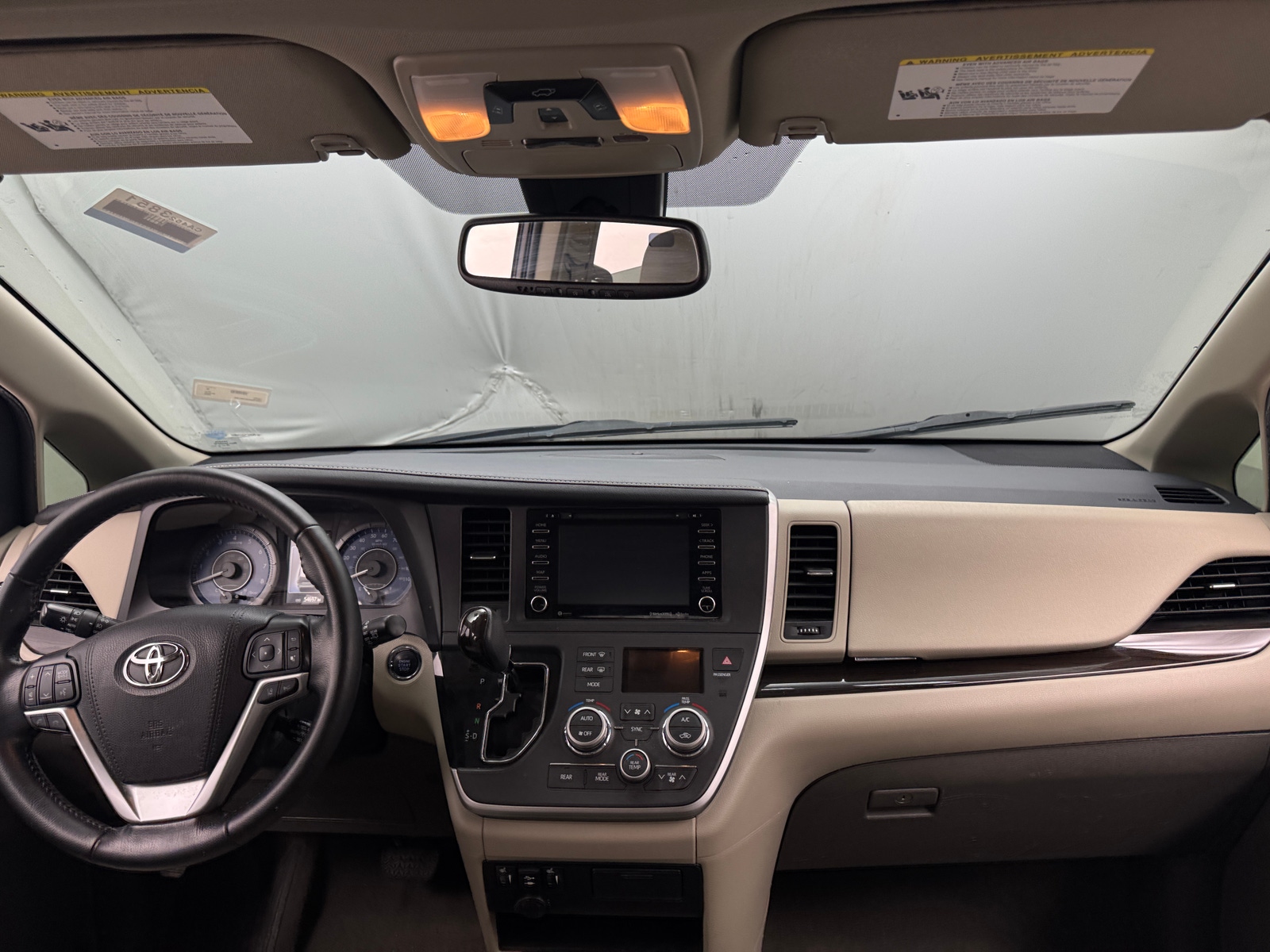 Thumbnail: 2020 Toyota Sienna - 2