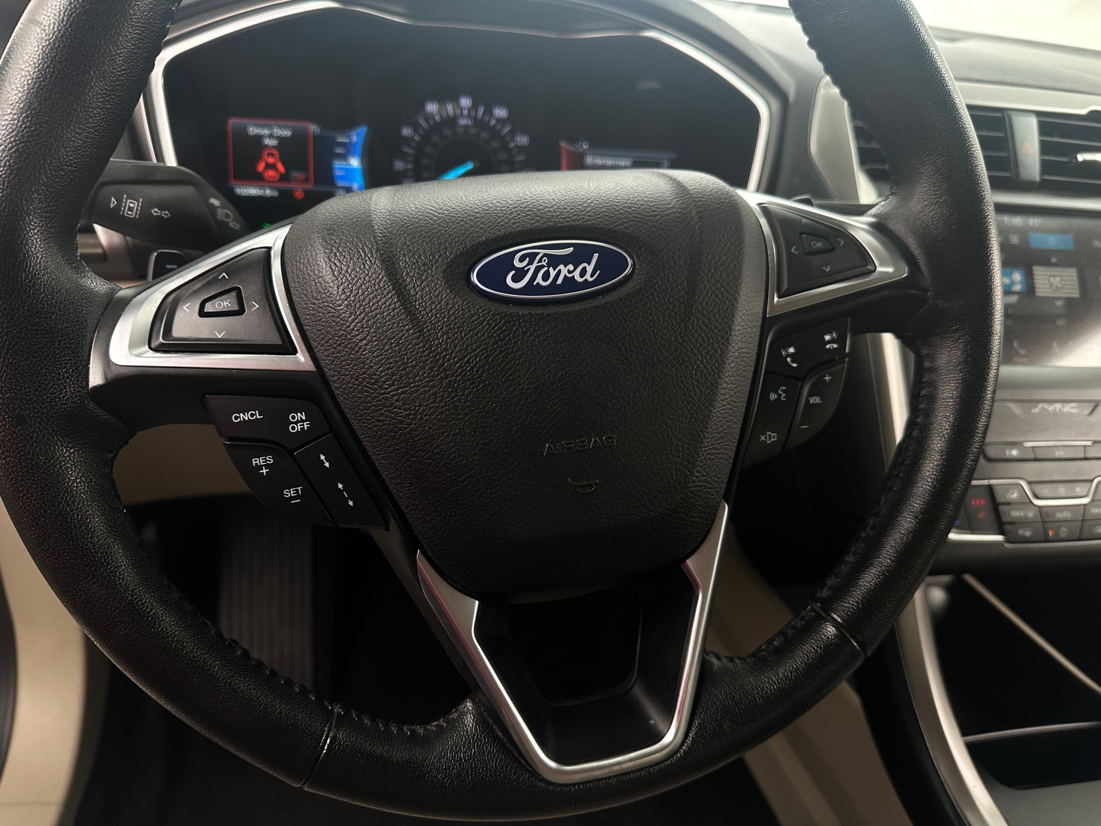 Thumbnail: 2019 Ford Fusion - 4