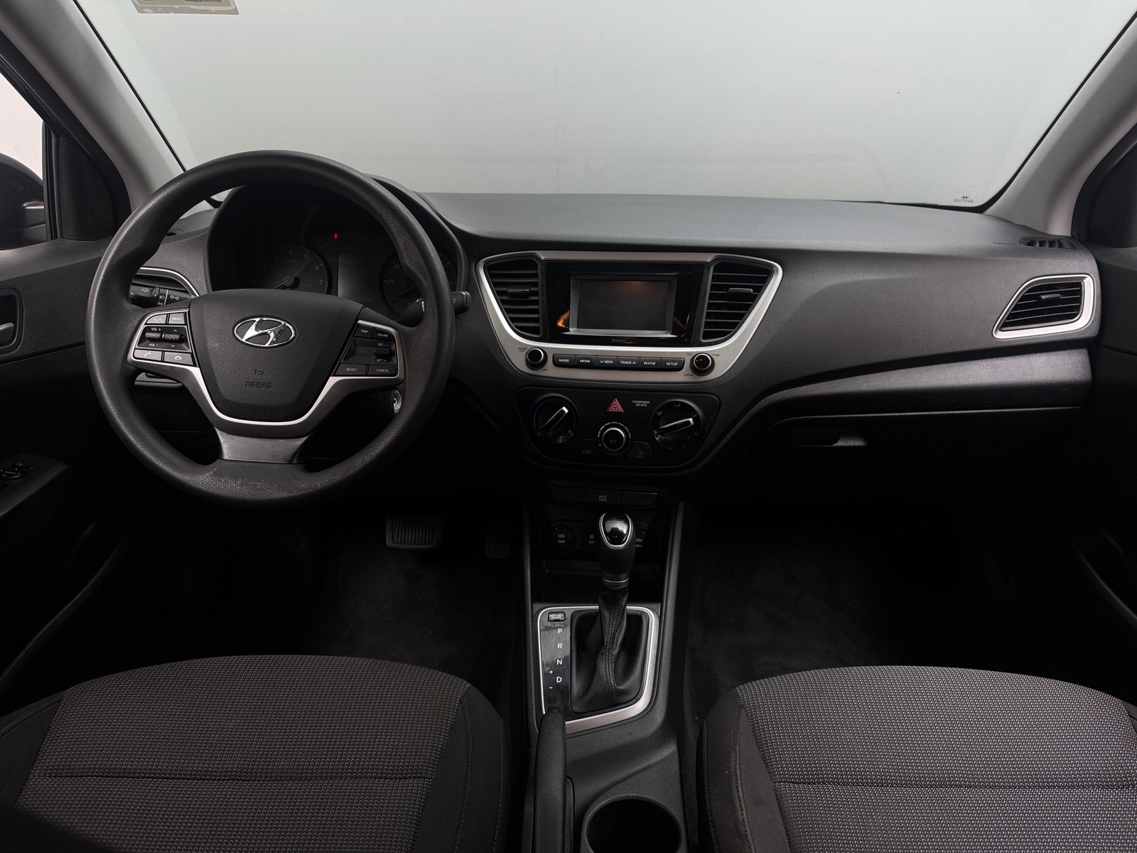 Thumbnail: 2019 Hyundai Accent - 3