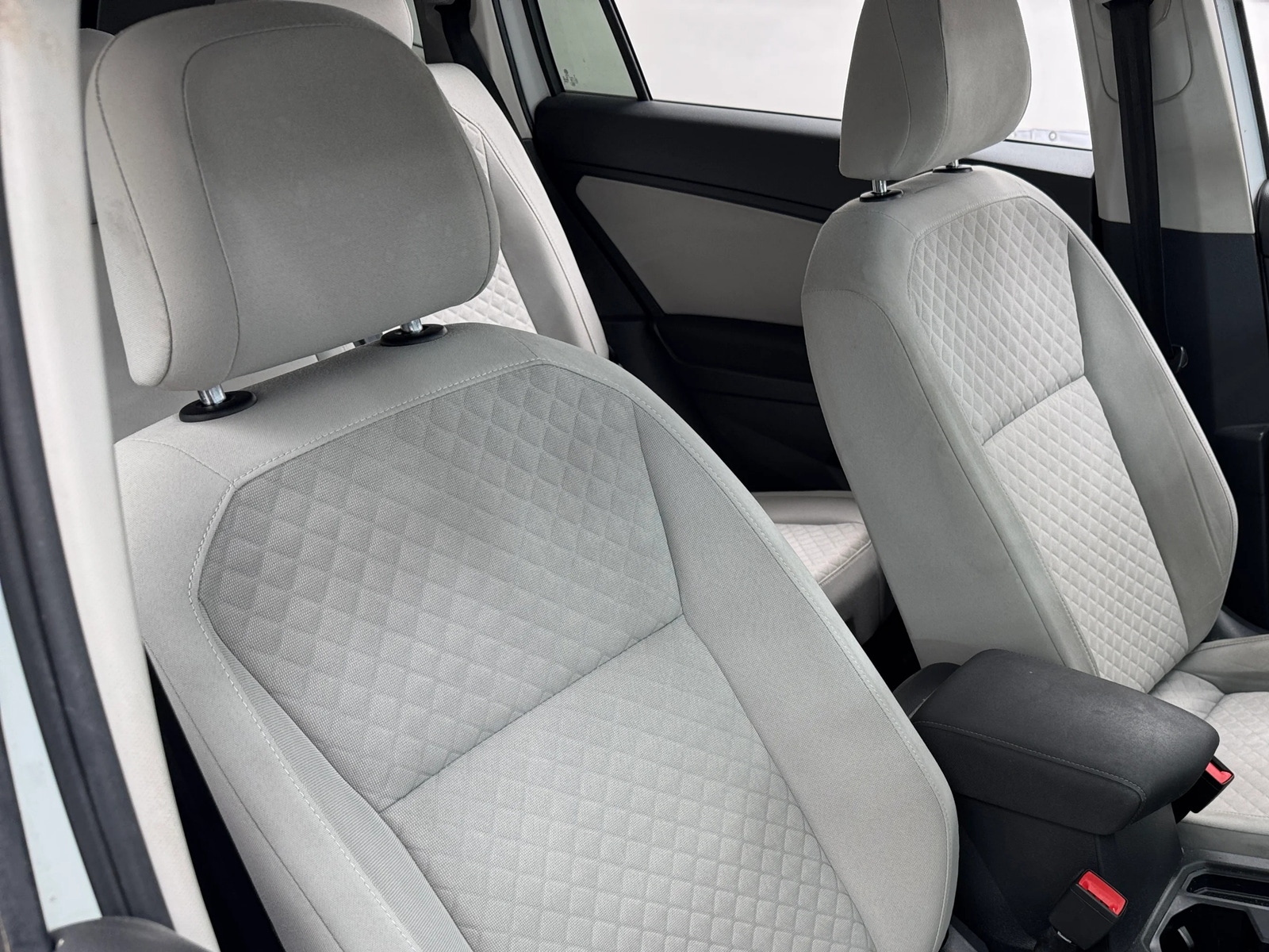 Thumbnail: 2019 Volkswagen Tiguan - 2