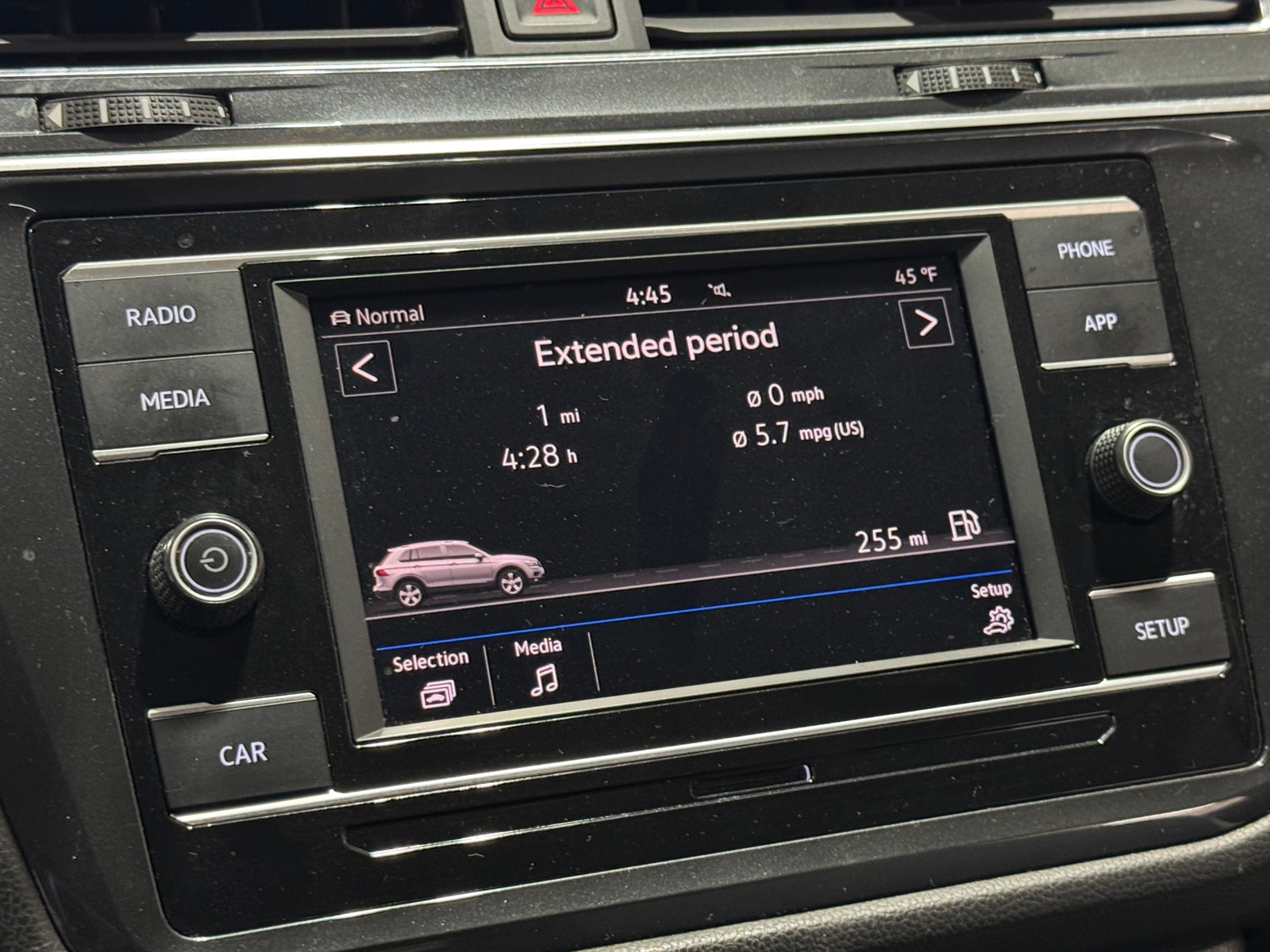 Thumbnail: 2019 Volkswagen Tiguan - 4