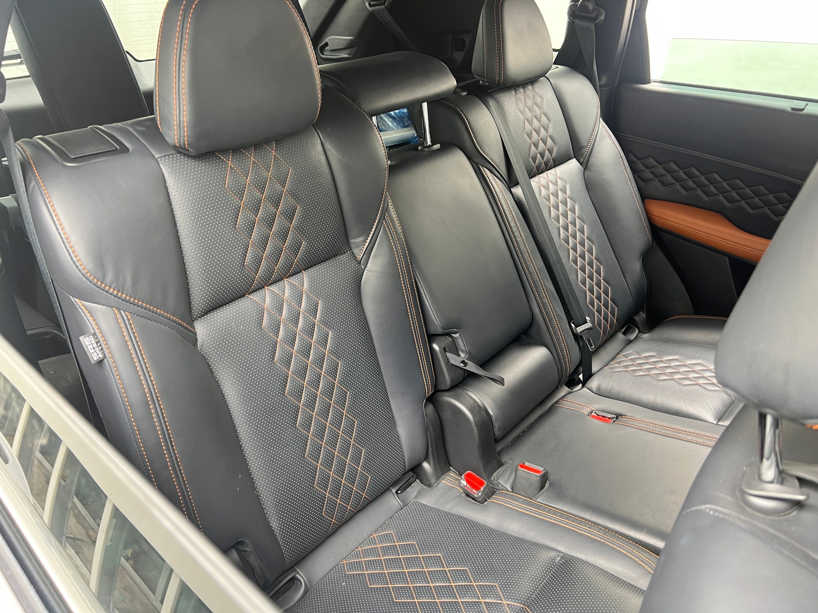 Thumbnail: 2022 Mitsubishi Outlander - 5