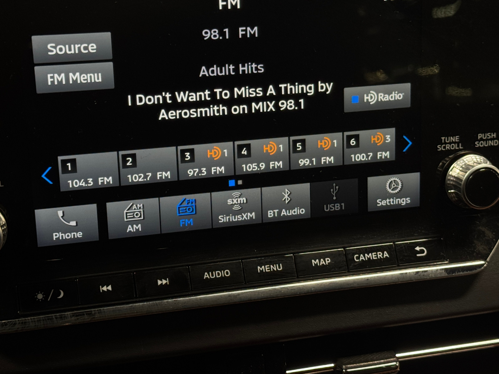 Thumbnail: 2022 Mitsubishi Outlander - 3