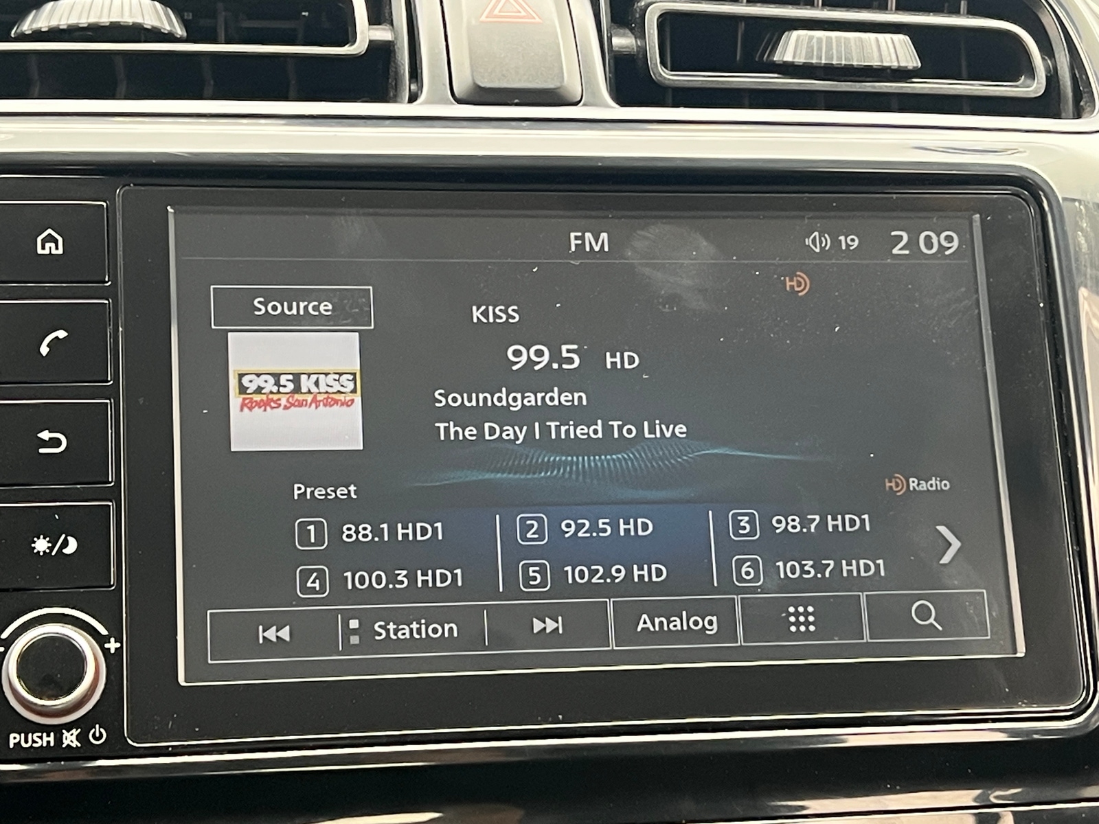 Thumbnail: 2024 Mitsubishi Mirage - 4