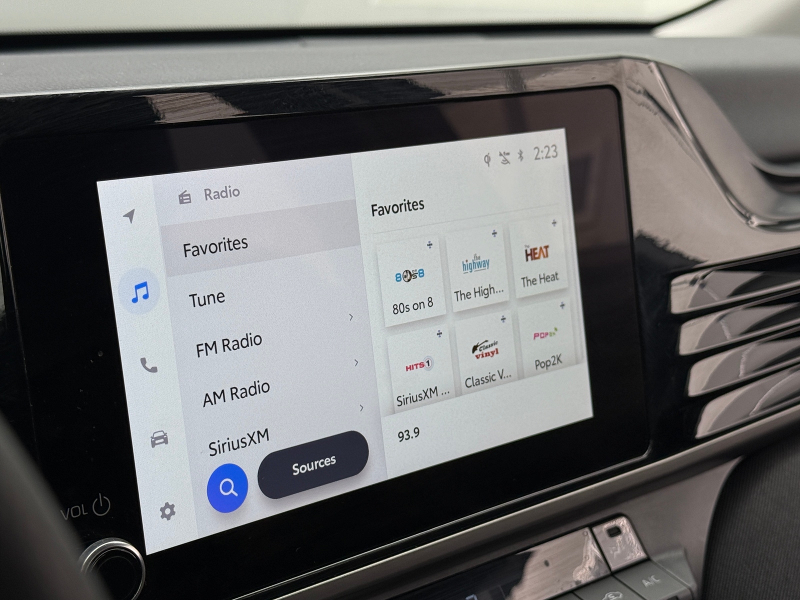 Thumbnail: 2025 Toyota Camry - 4