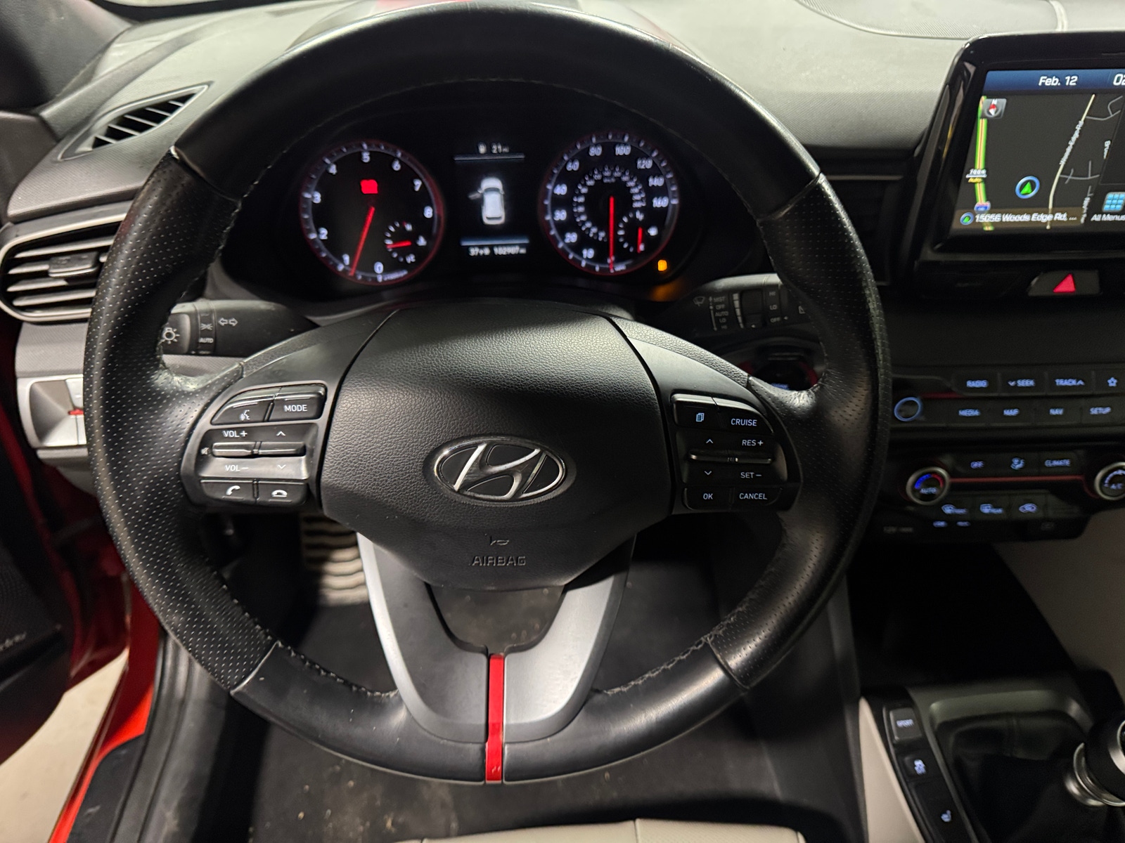 Thumbnail: 2019 Hyundai Veloster - 4