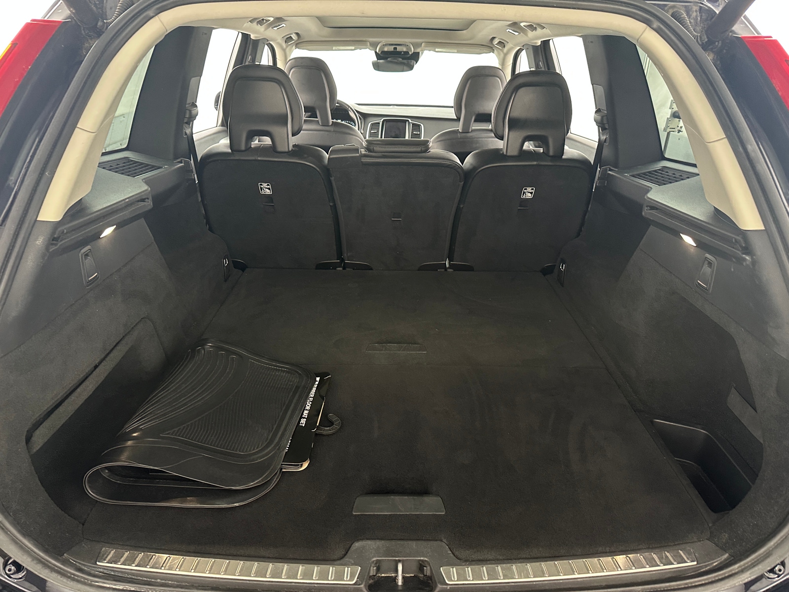 Thumbnail: 2016 Volvo XC90 - 6