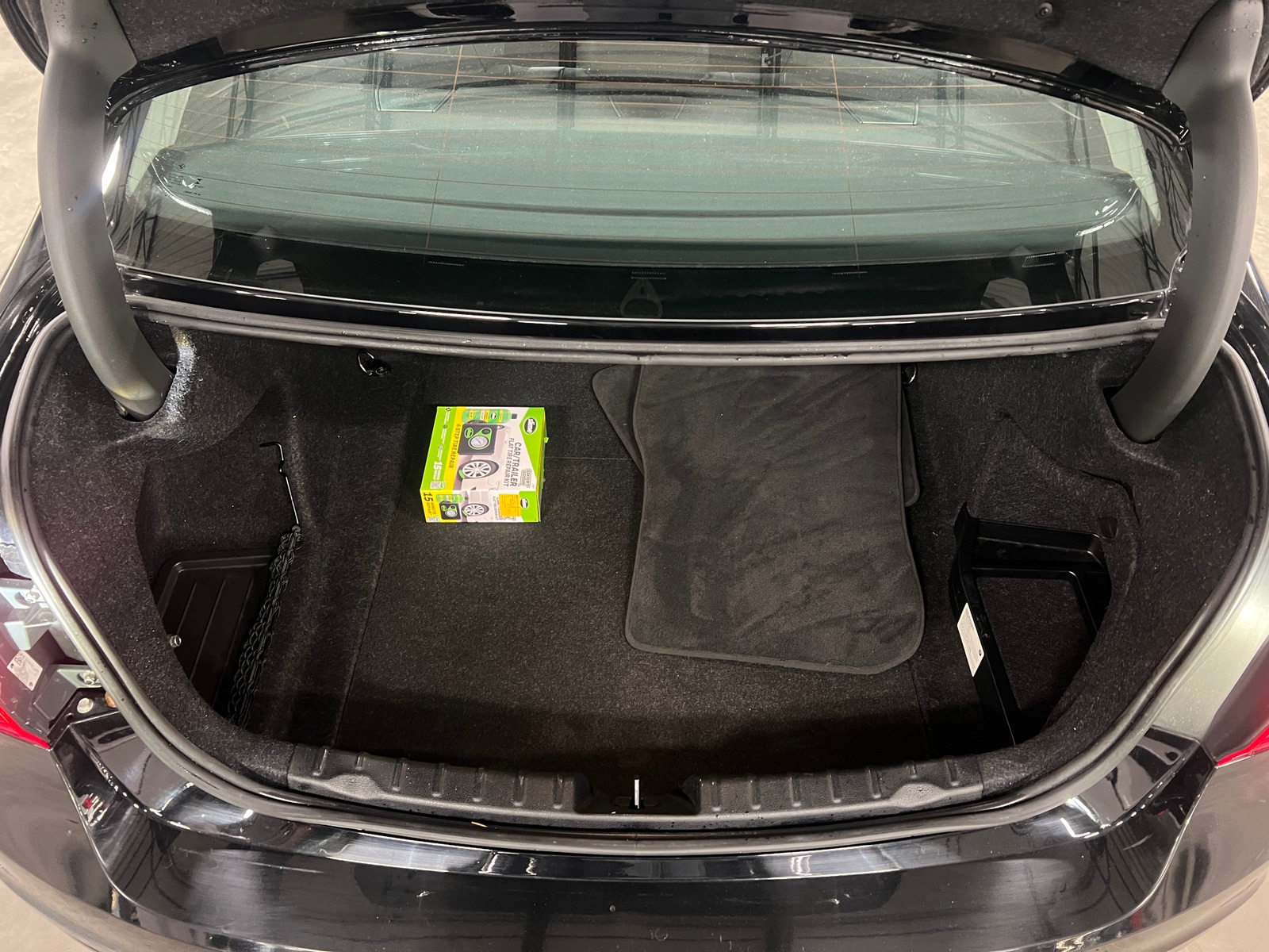 Thumbnail: 2018 BMW 3 Series - 6