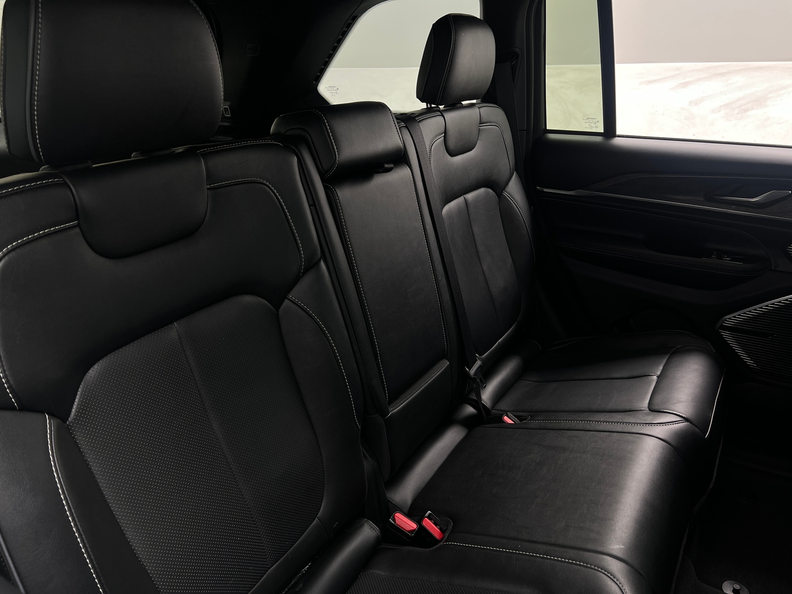 Thumbnail: 2023 Jeep Grand Cherokee - 5