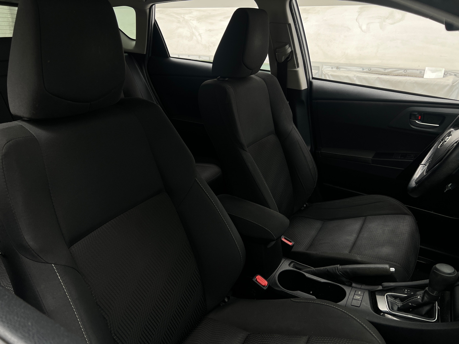 Thumbnail: 2018 Toyota Corolla iM - 2