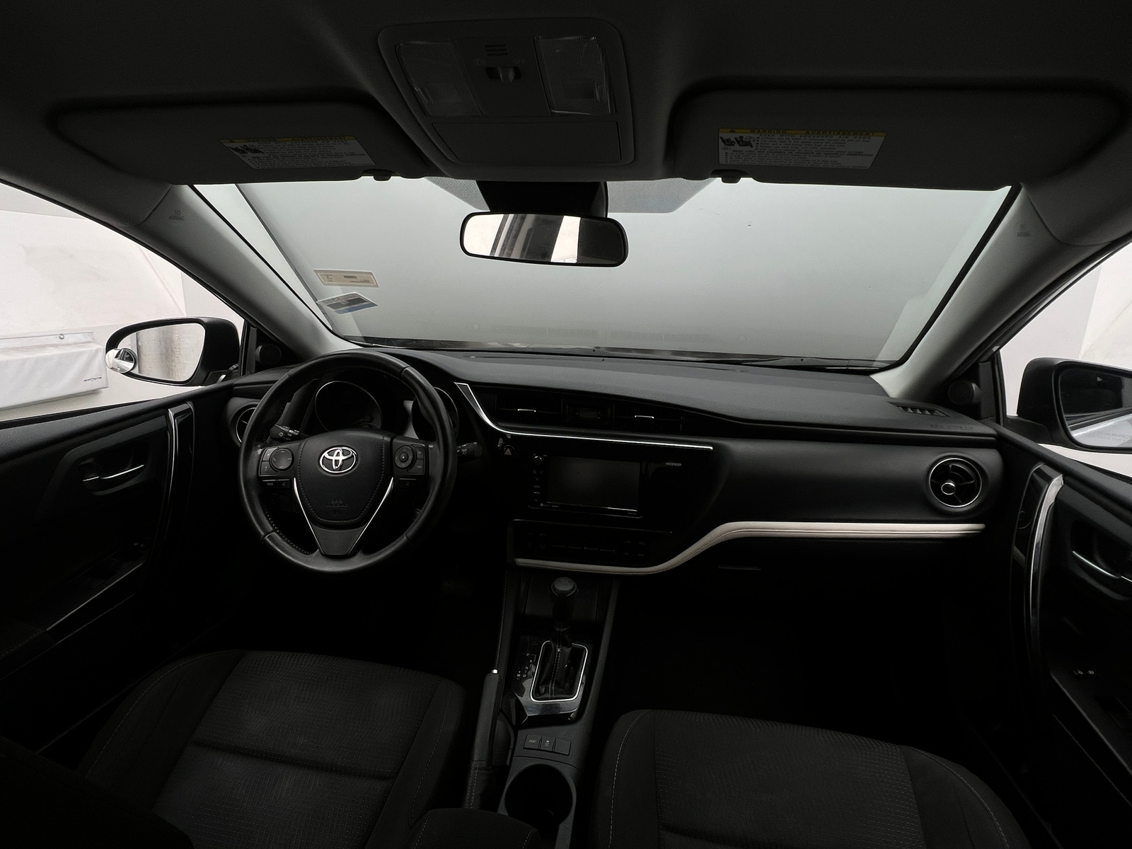 Thumbnail: 2018 Toyota Corolla iM - 3