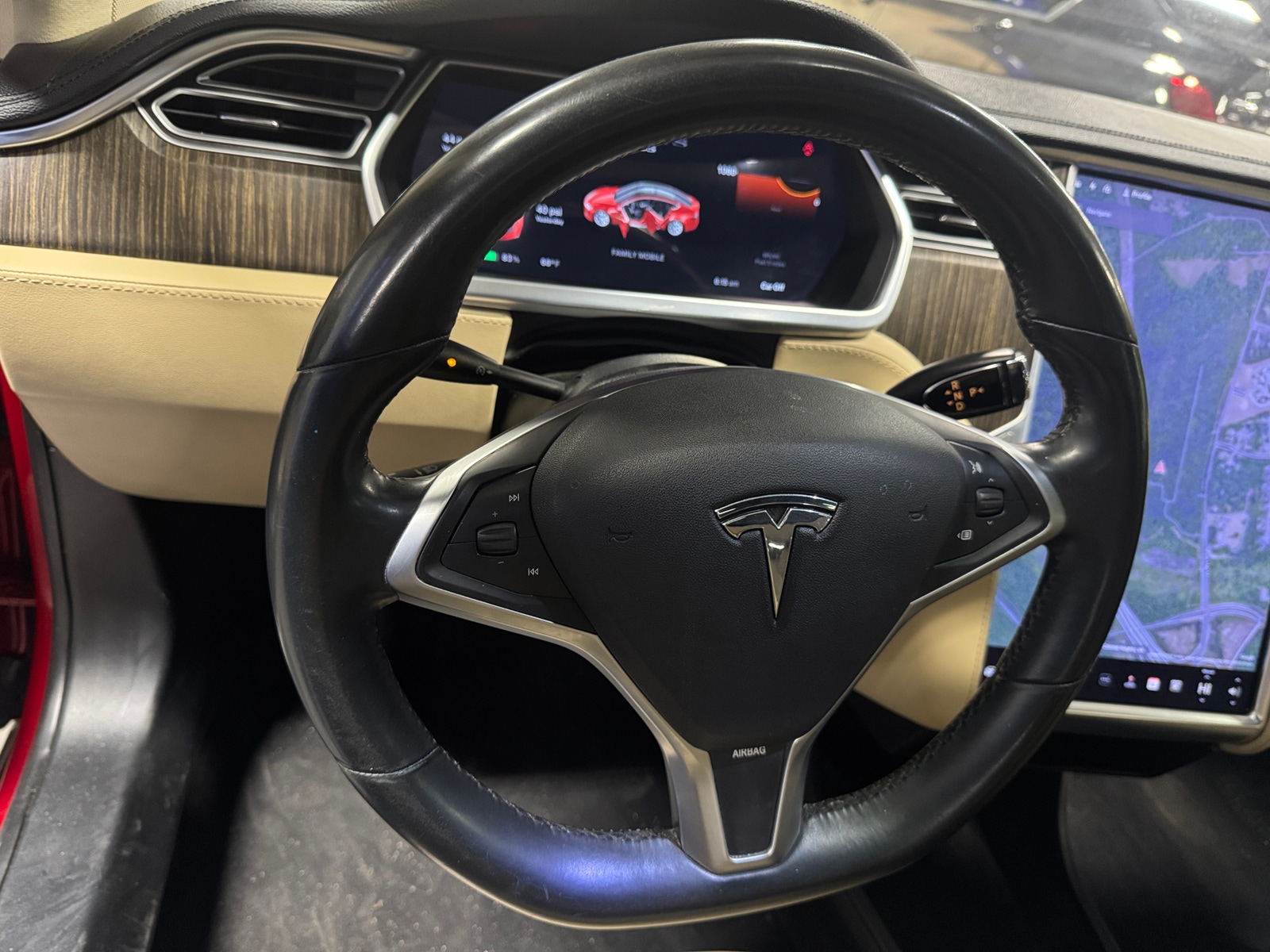 Thumbnail: 2014 Tesla Model S - 4