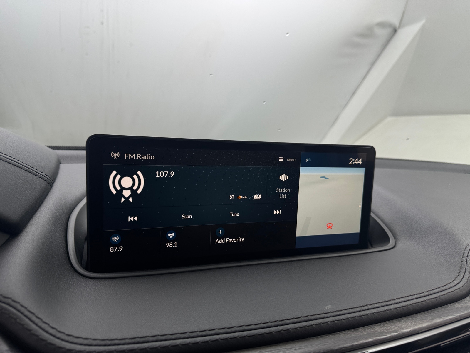 Thumbnail: 2022 Acura MDX - 3