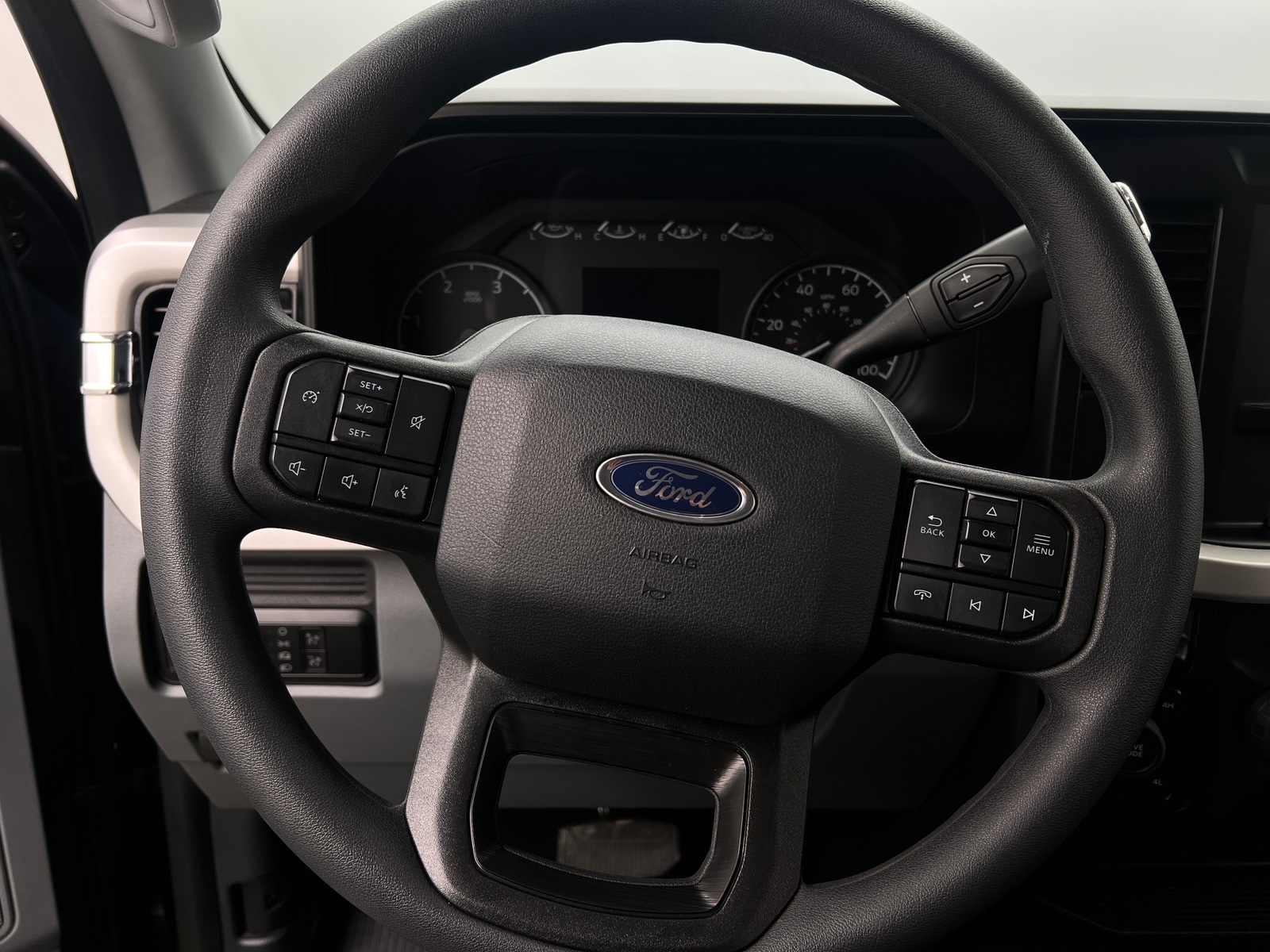 Thumbnail: 2025 Ford Econoline - 5