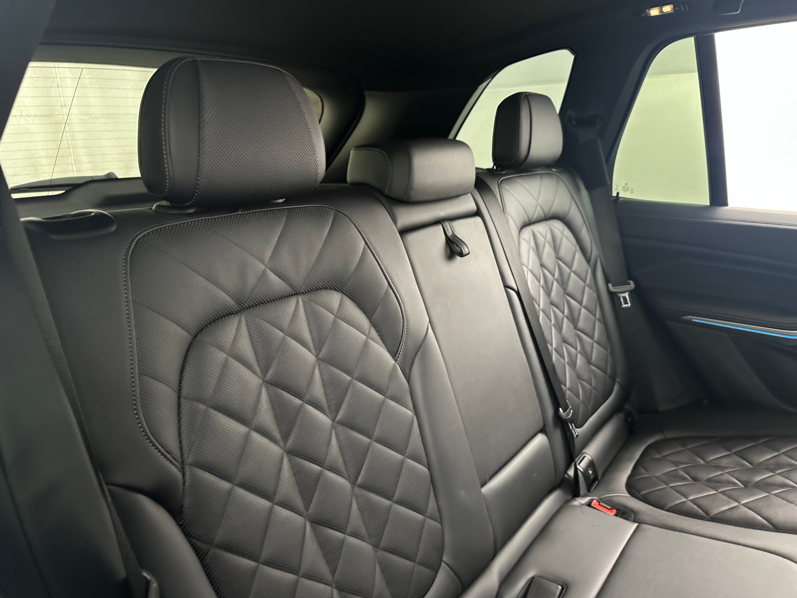 Thumbnail: 2023 BMW X5 - 5