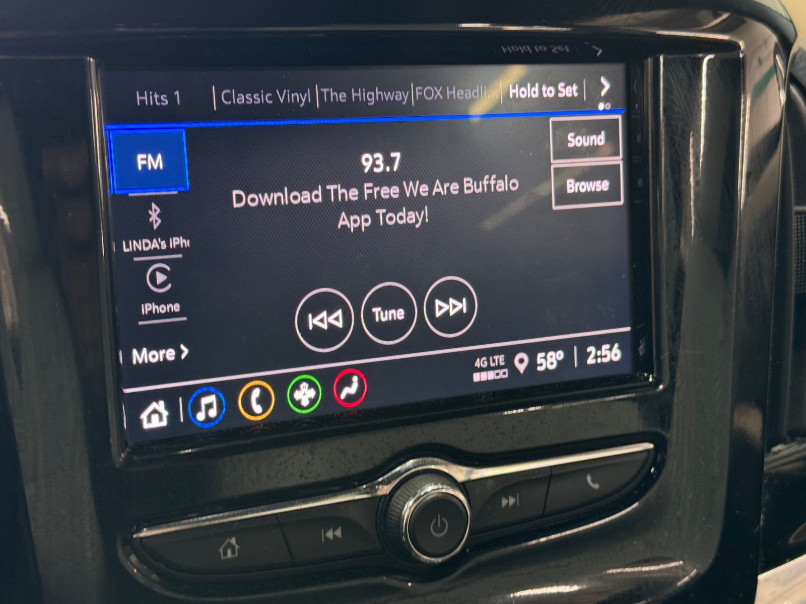 Thumbnail: 2024 Chevrolet Traverse - 4