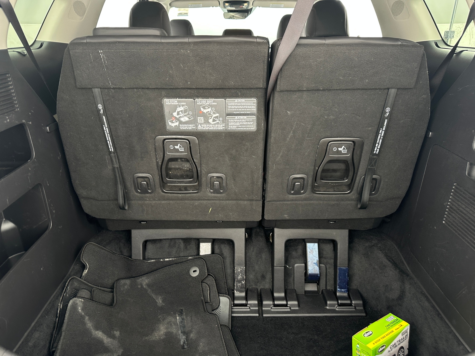 Thumbnail: 2023 Kia Carnival - 6