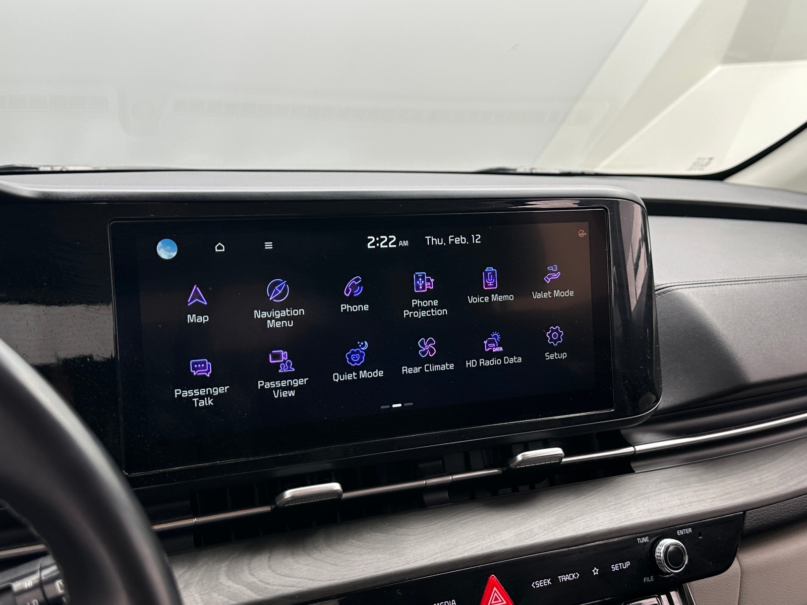 Thumbnail: 2023 Kia Carnival - 3