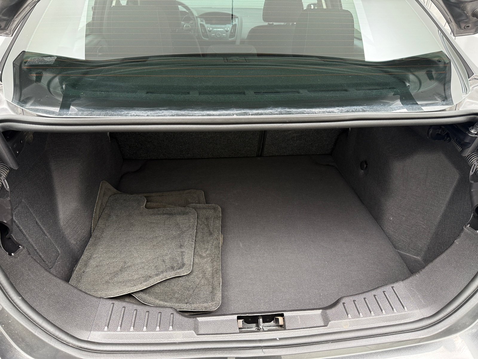 Thumbnail: 2016 Ford Focus - 7