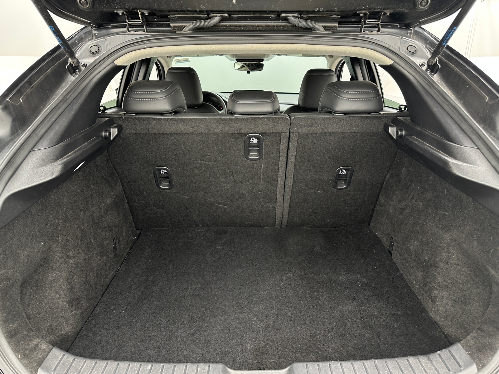 Thumbnail: 2024 Mazda CX-30 - 6